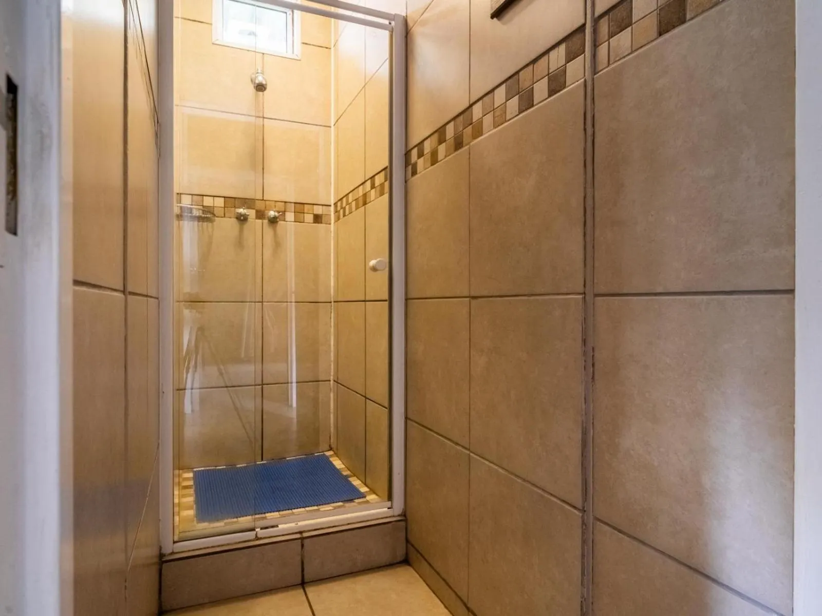 Shower in ATKV Drakensville