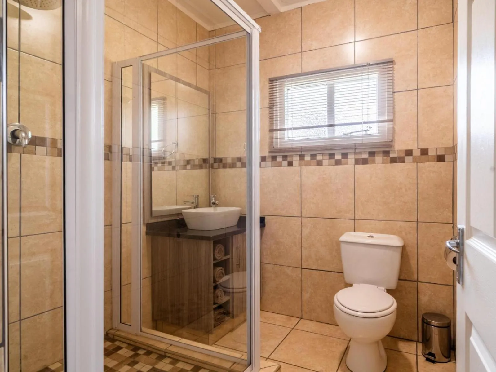 Bathroom in ATKV Drakensville