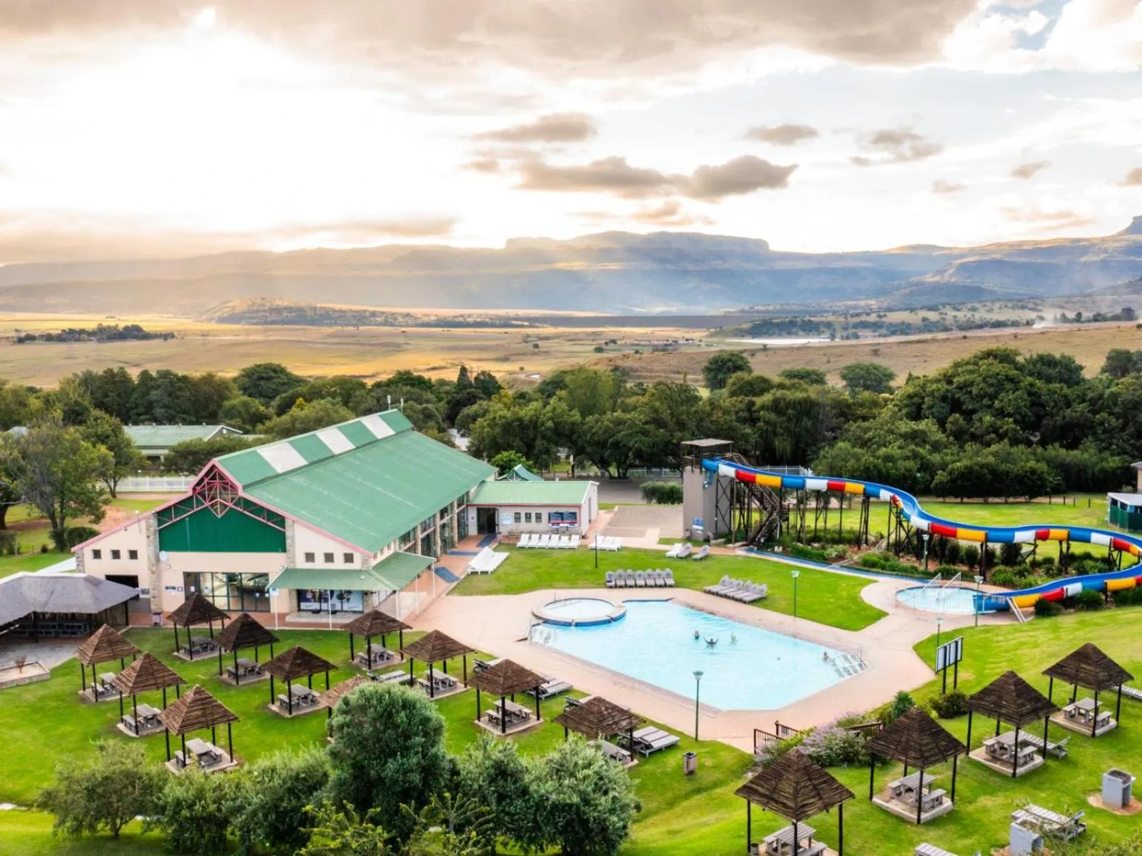 Swimming pool in ATKV Drakensville
