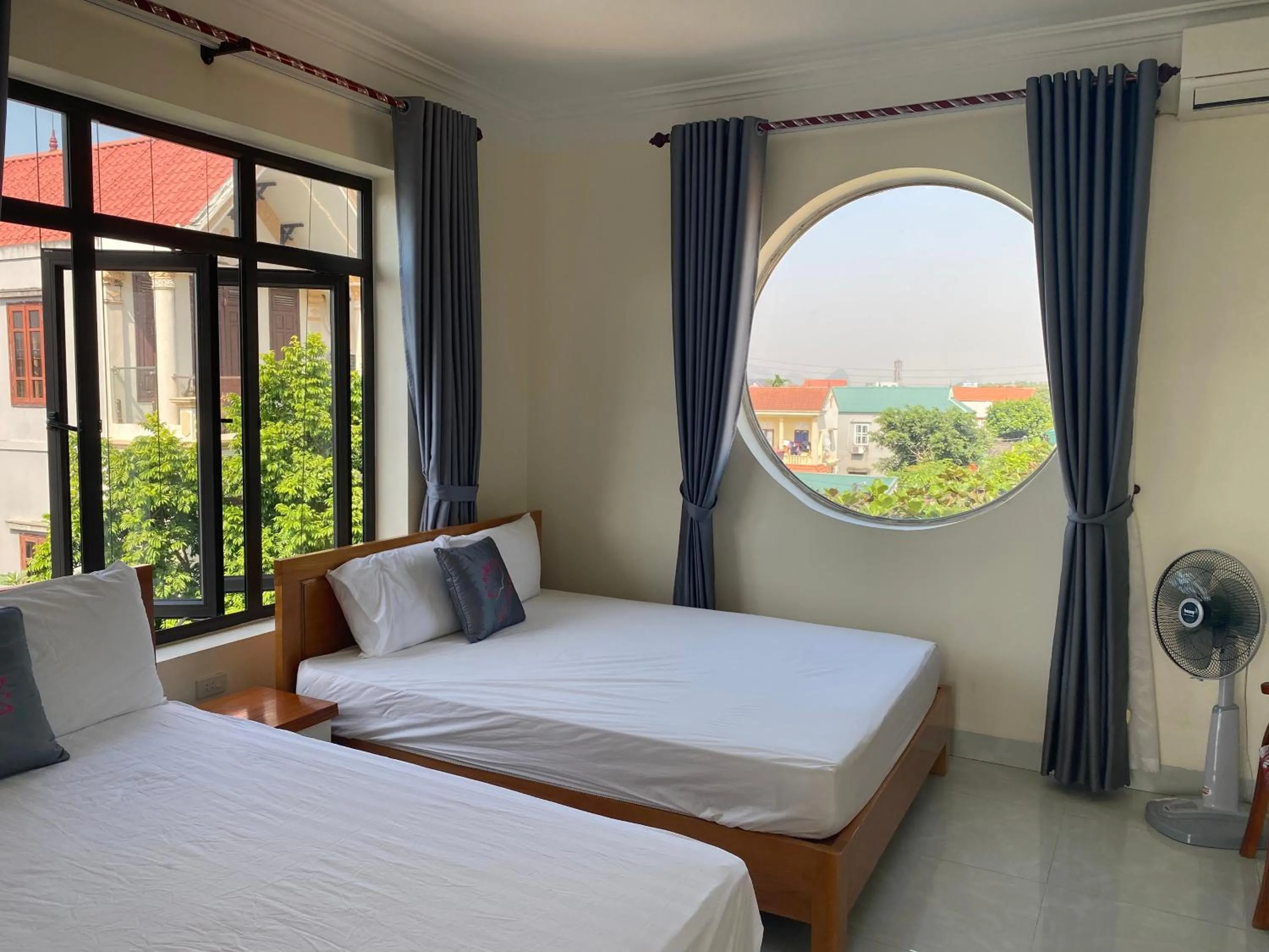 Bed in Sen's Homestay