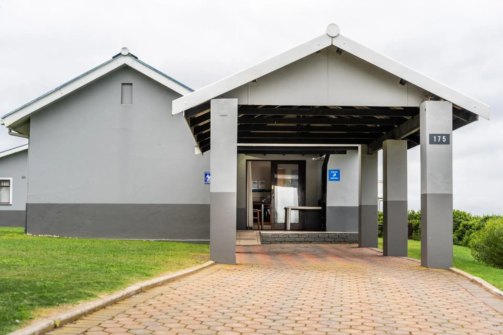 Property building in ATKV Hartenbos