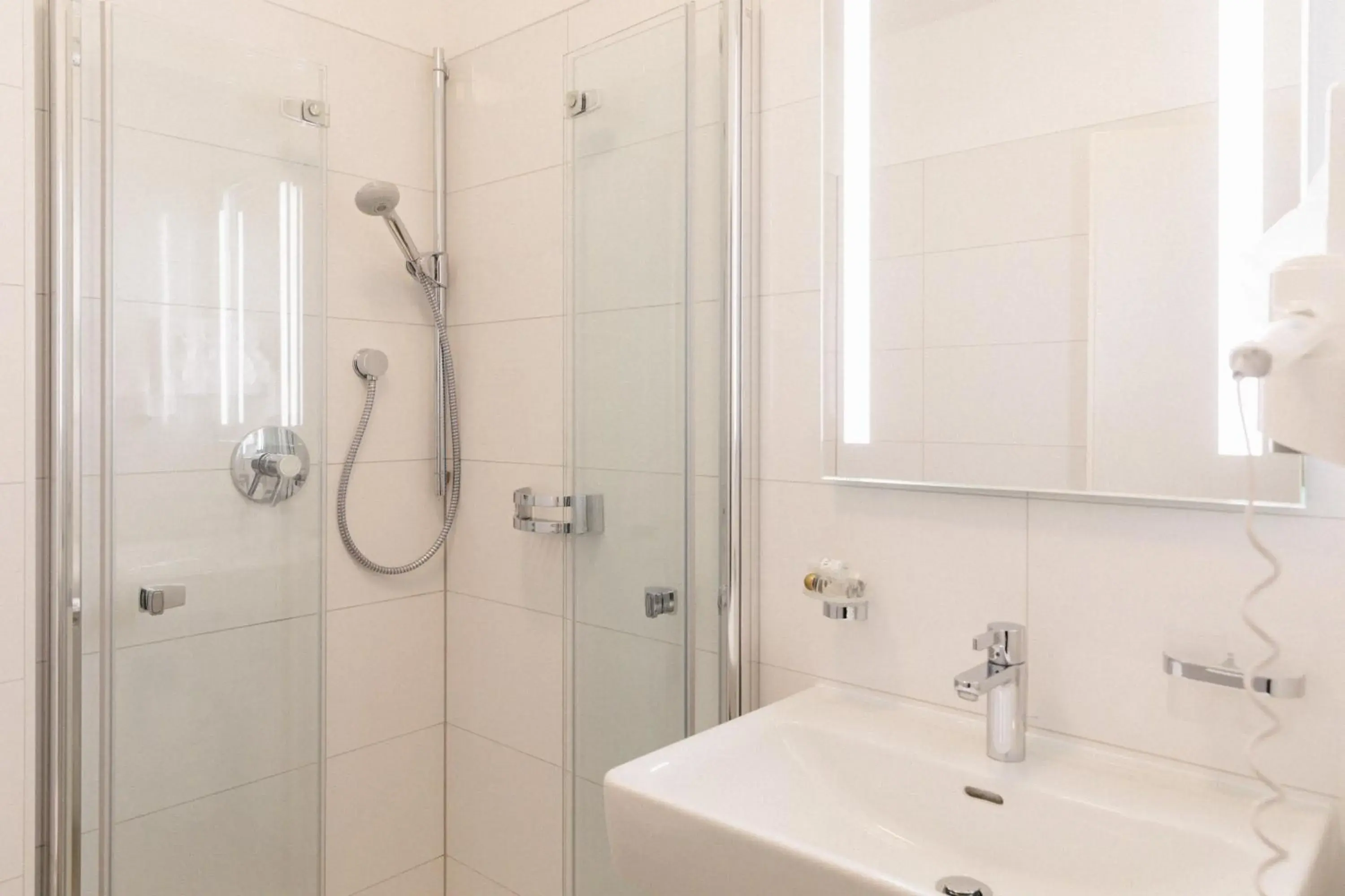 Twin Room - single occupancy in Klostergut Kronburg Twin Room - single occupancy in Klostergut Kronburg