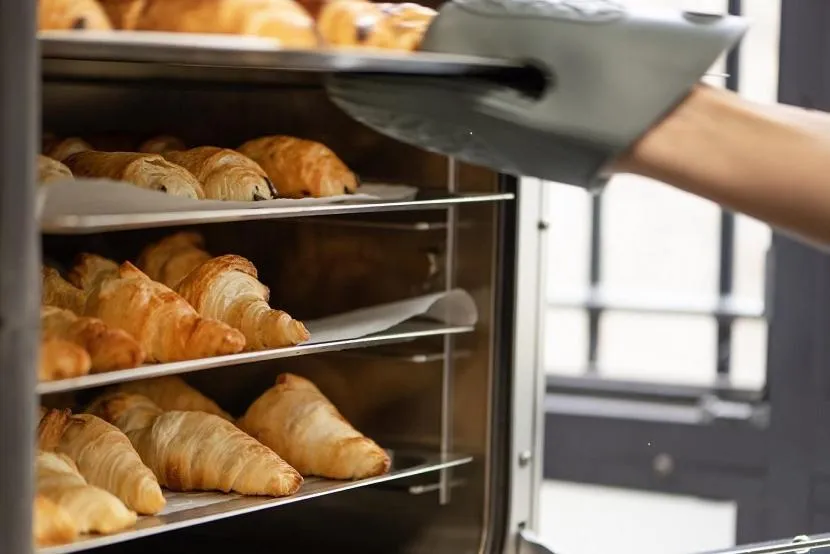 Breakfast in ApartHotel Sainte-Marthe