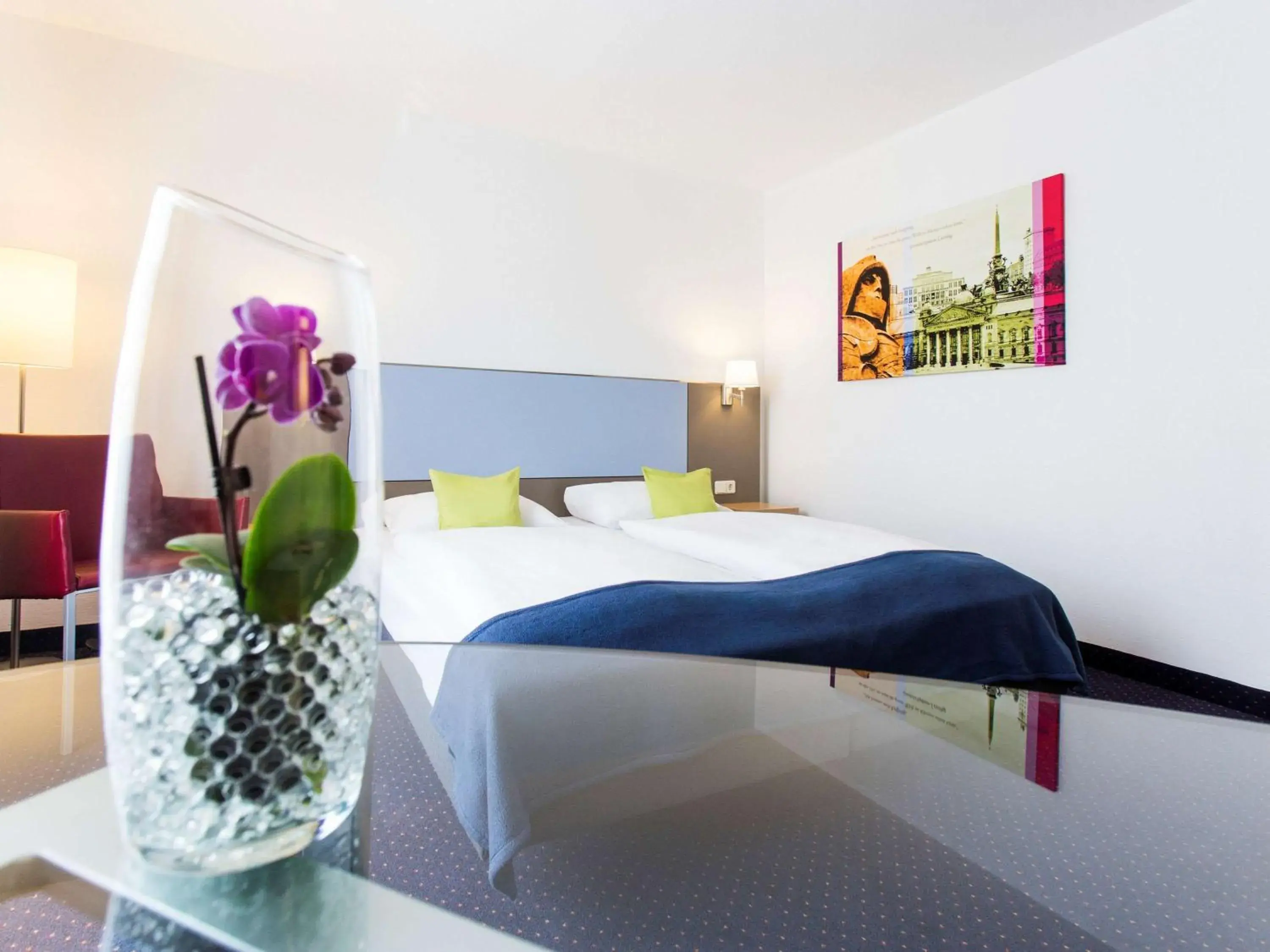 Photo of the whole room, Bed in ibis Styles Leipzig Photo of the whole room, Bed in ibis Styles Leipzig
