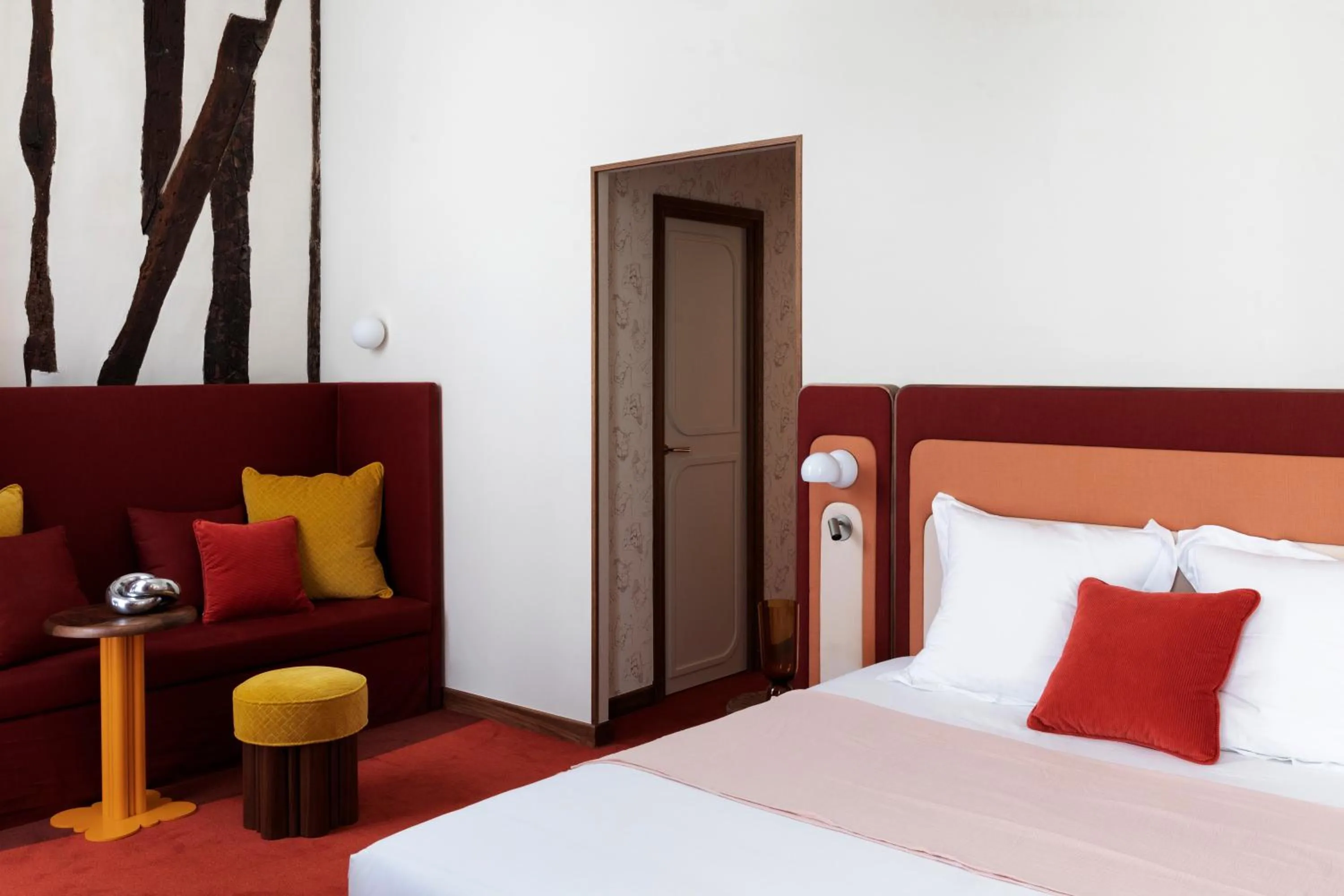 Bed in Hôtel Saint-André des Arts