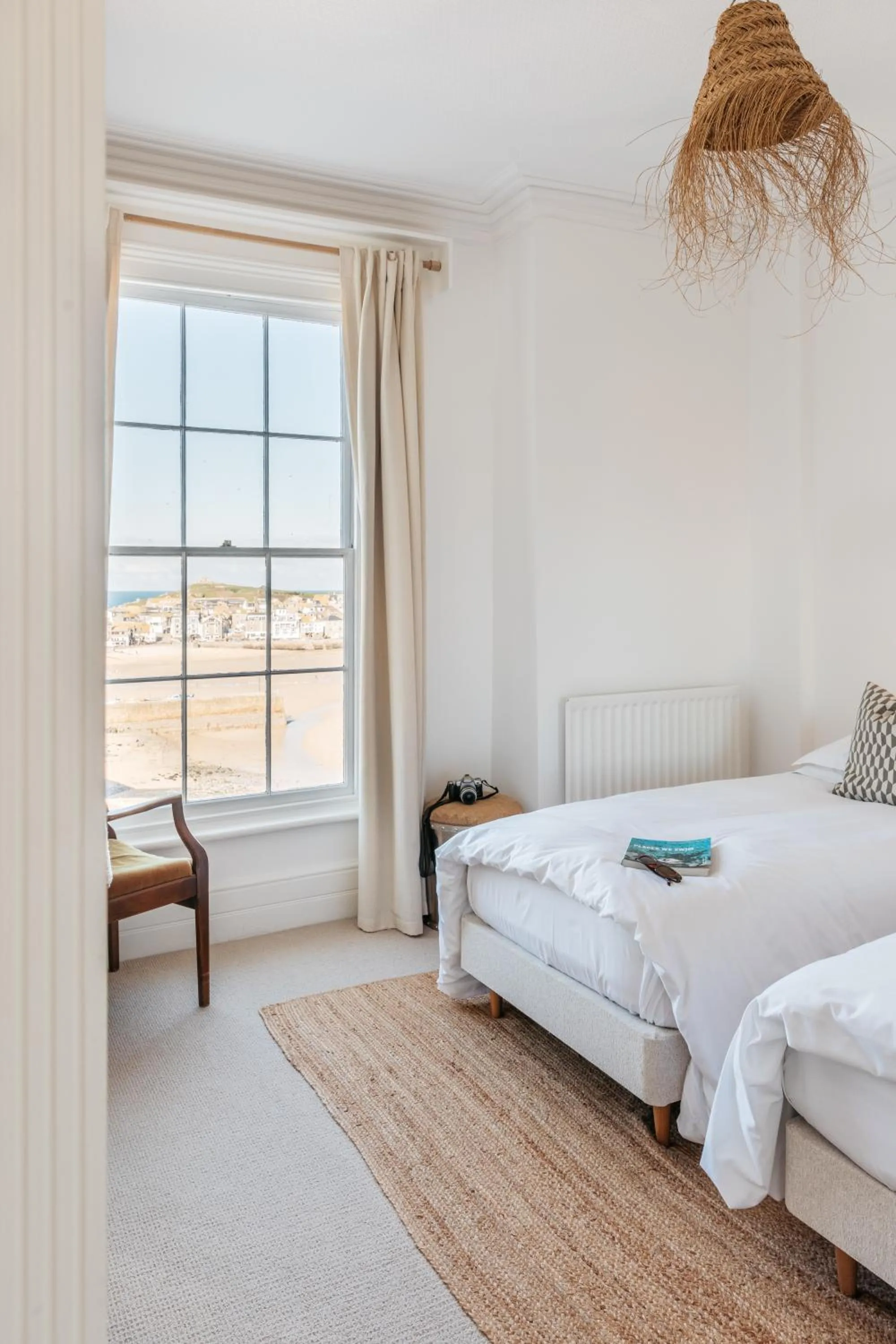 Bed in Harbour View House