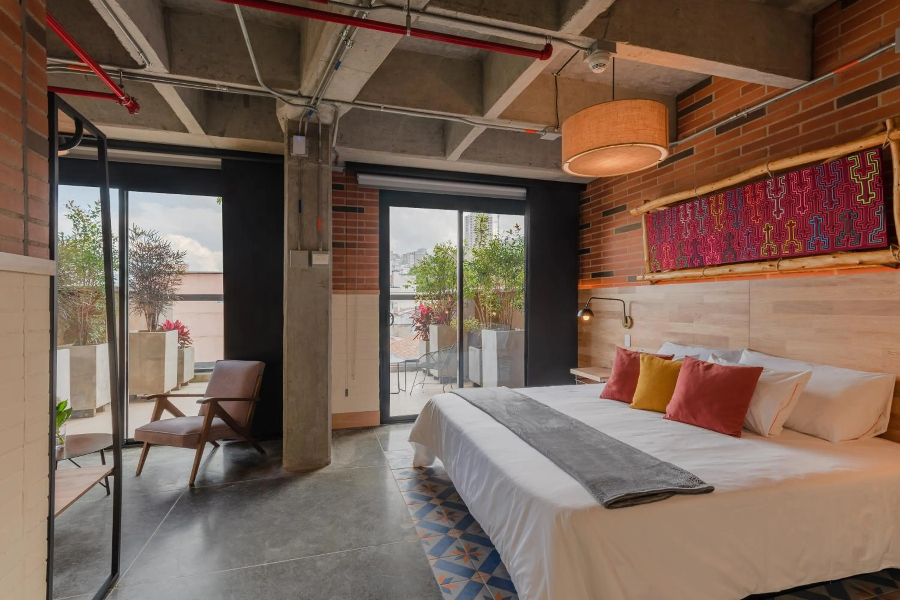 Photo of the whole room, Bed in Masaya Medellin