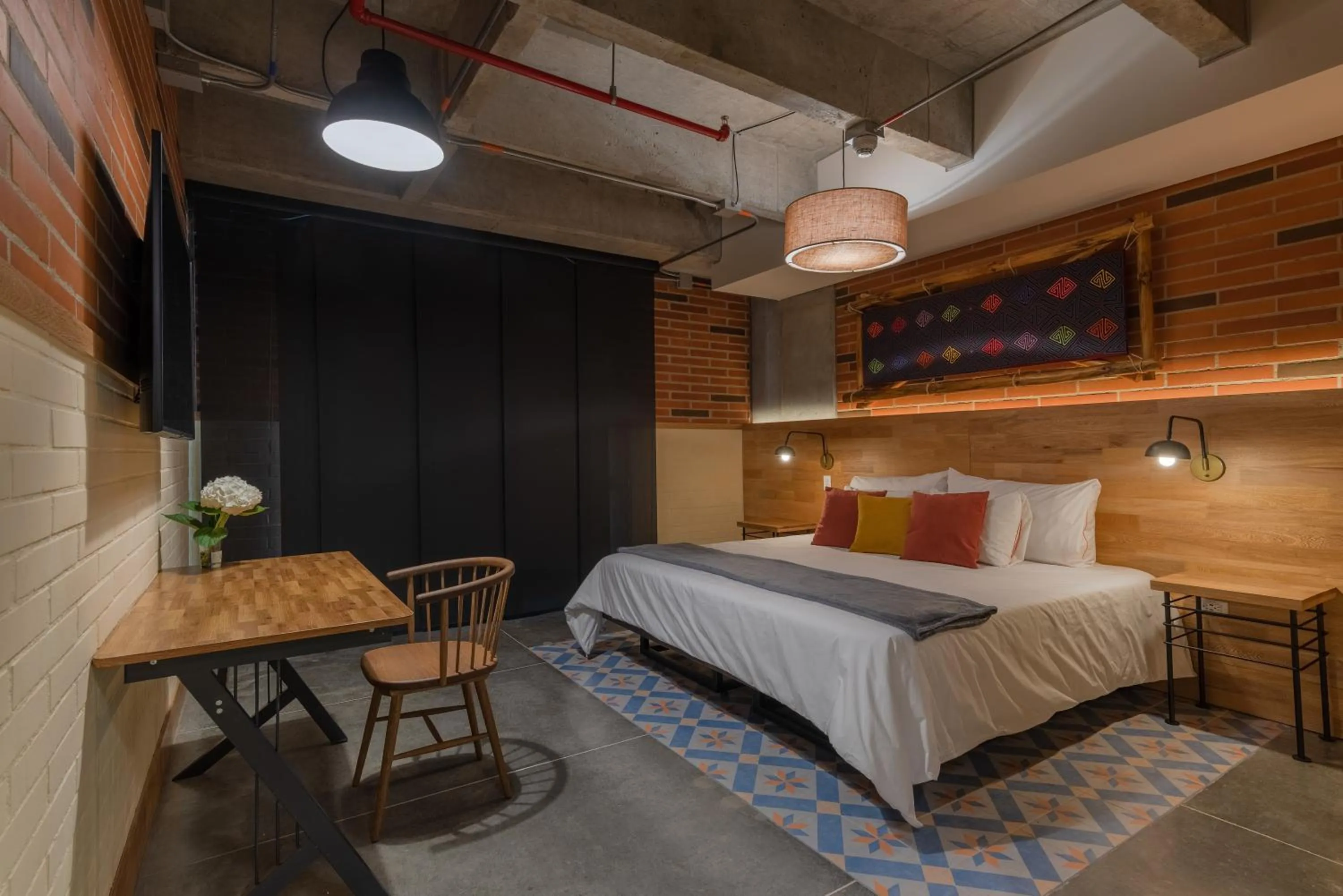 Photo of the whole room, Bed in Masaya Medellin