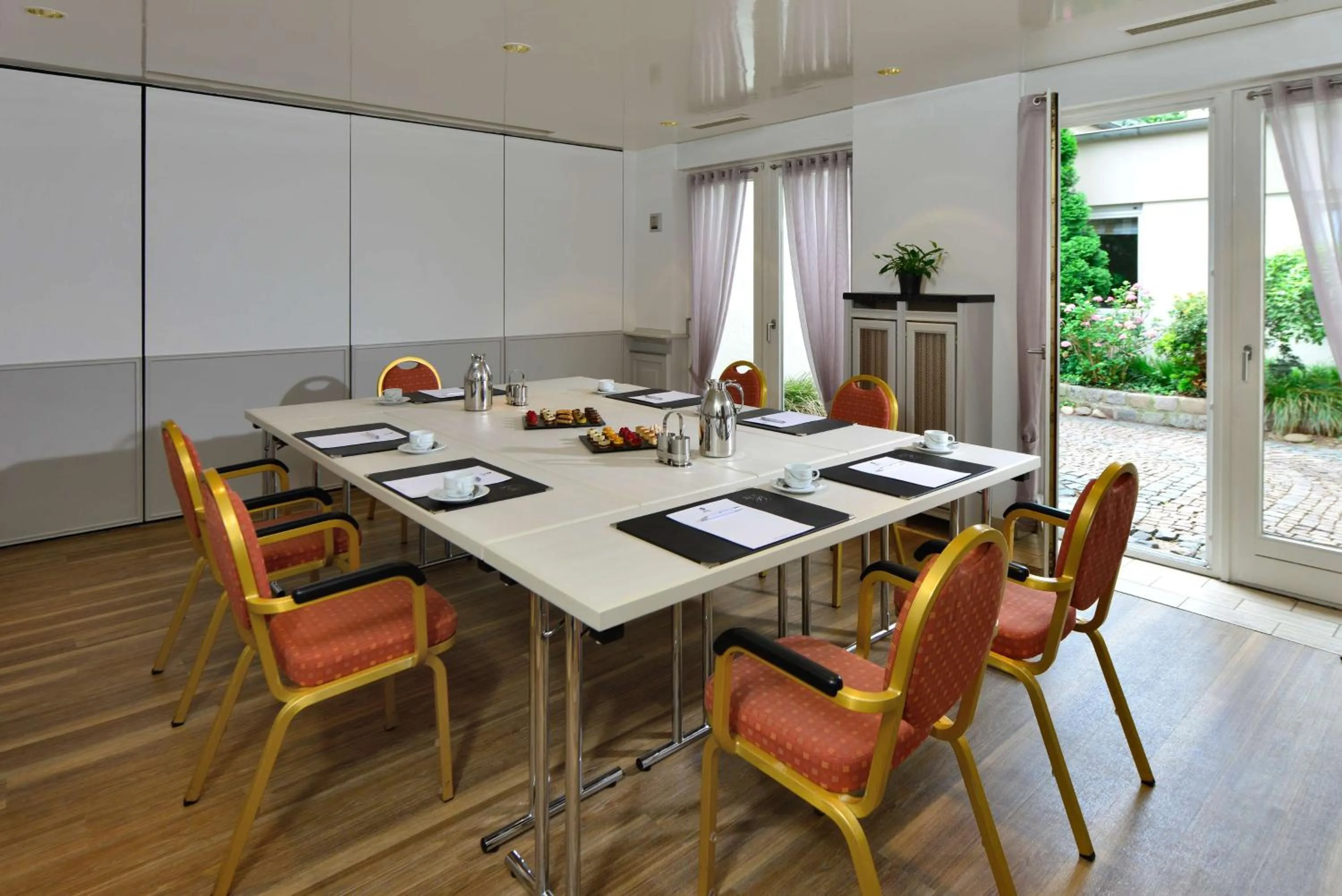 Meeting/conference room in Best Western Hotel Der Föhrenhof