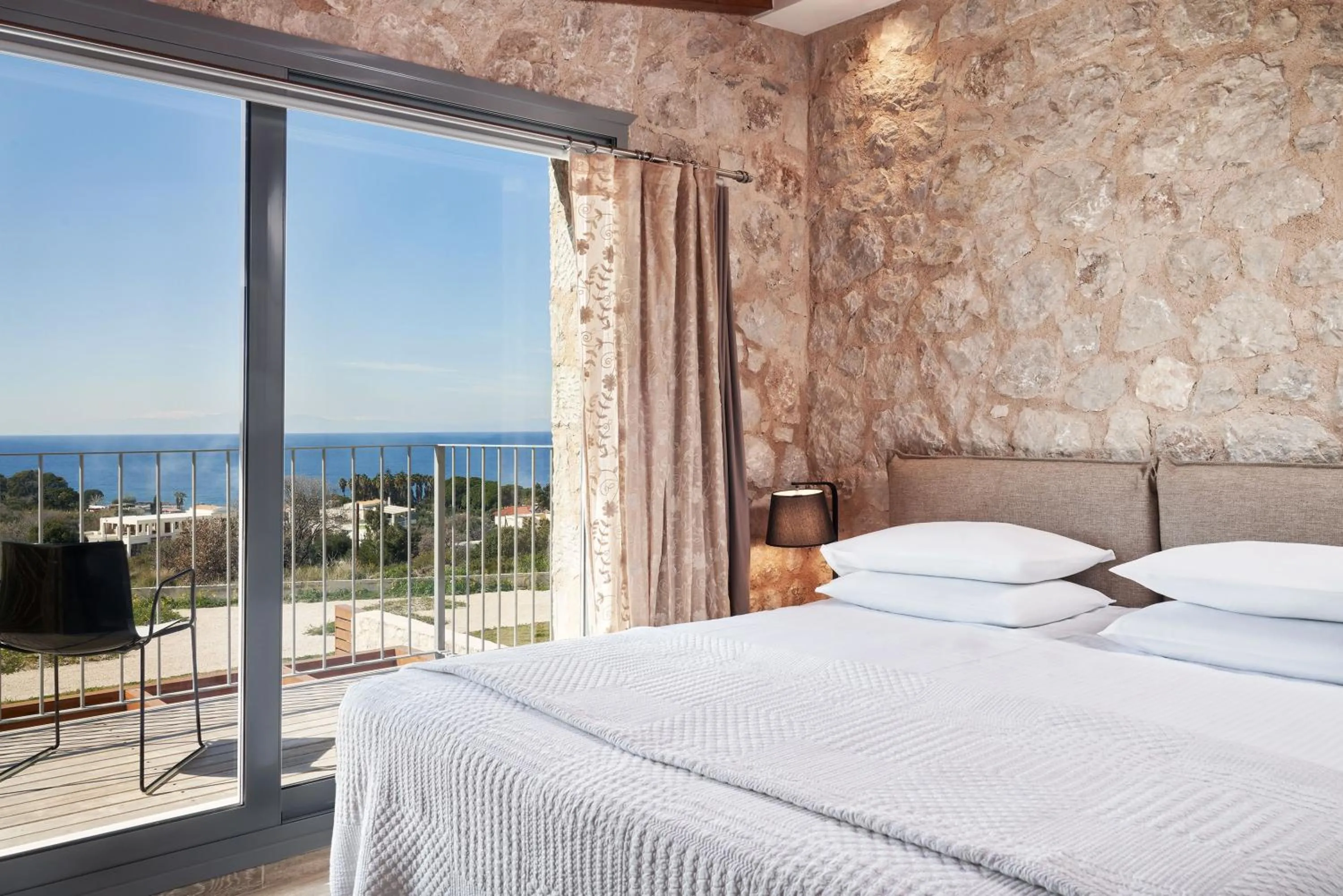 Bed in Anar Villas Rhodes