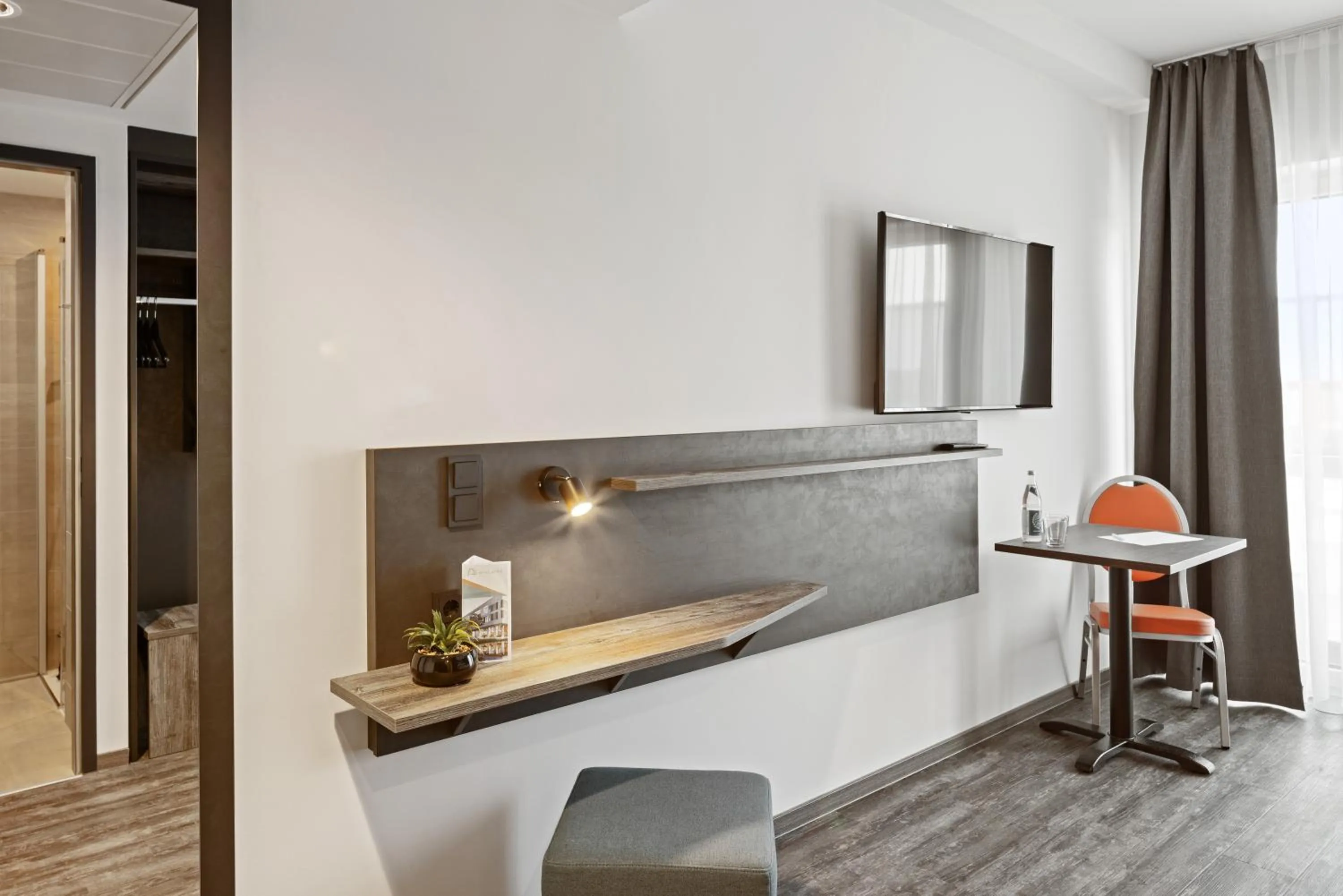 hair dresser in Hotel Amper