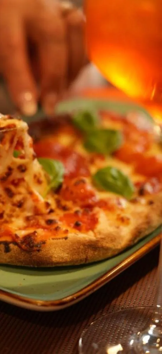 Restaurant/places to eat in Hotel Amper