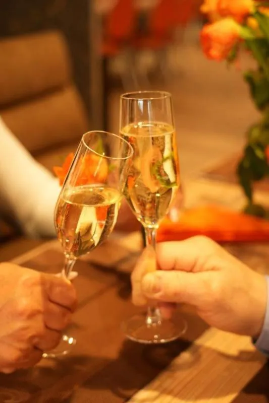 Restaurant/places to eat in Hotel Amper