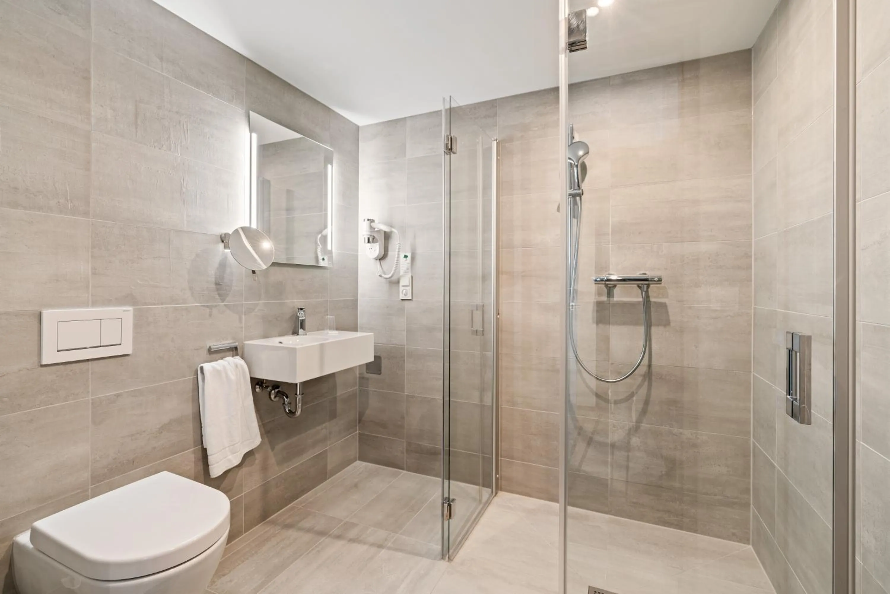 Bathroom in Hotel Amper