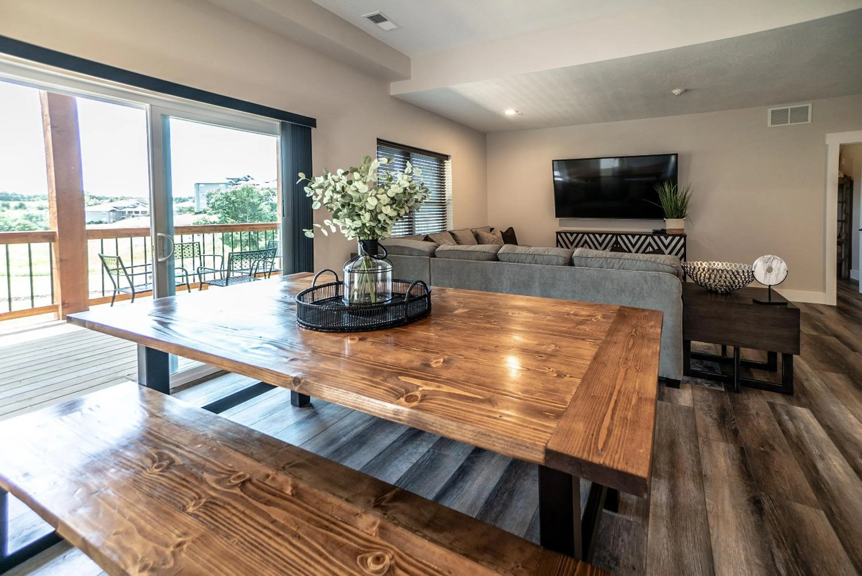 Living room in Reunion Lodges at Thousand Hills