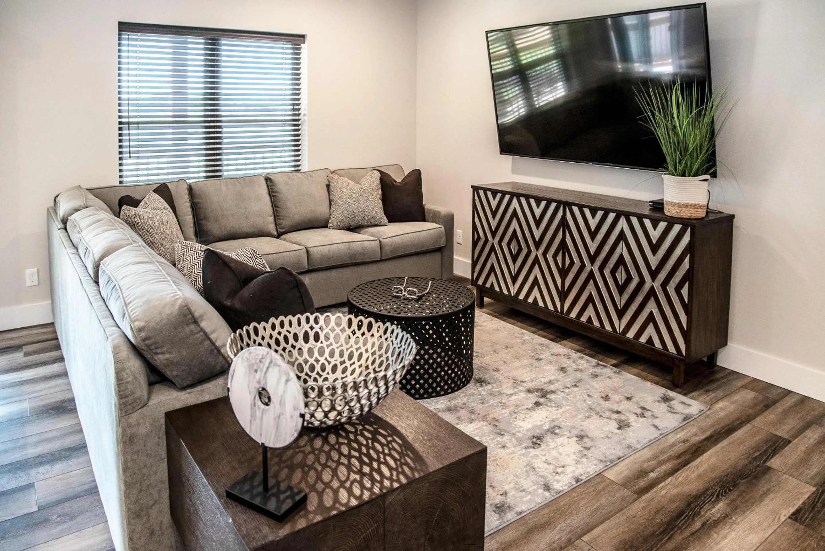 Living room in Reunion Lodges at Thousand Hills