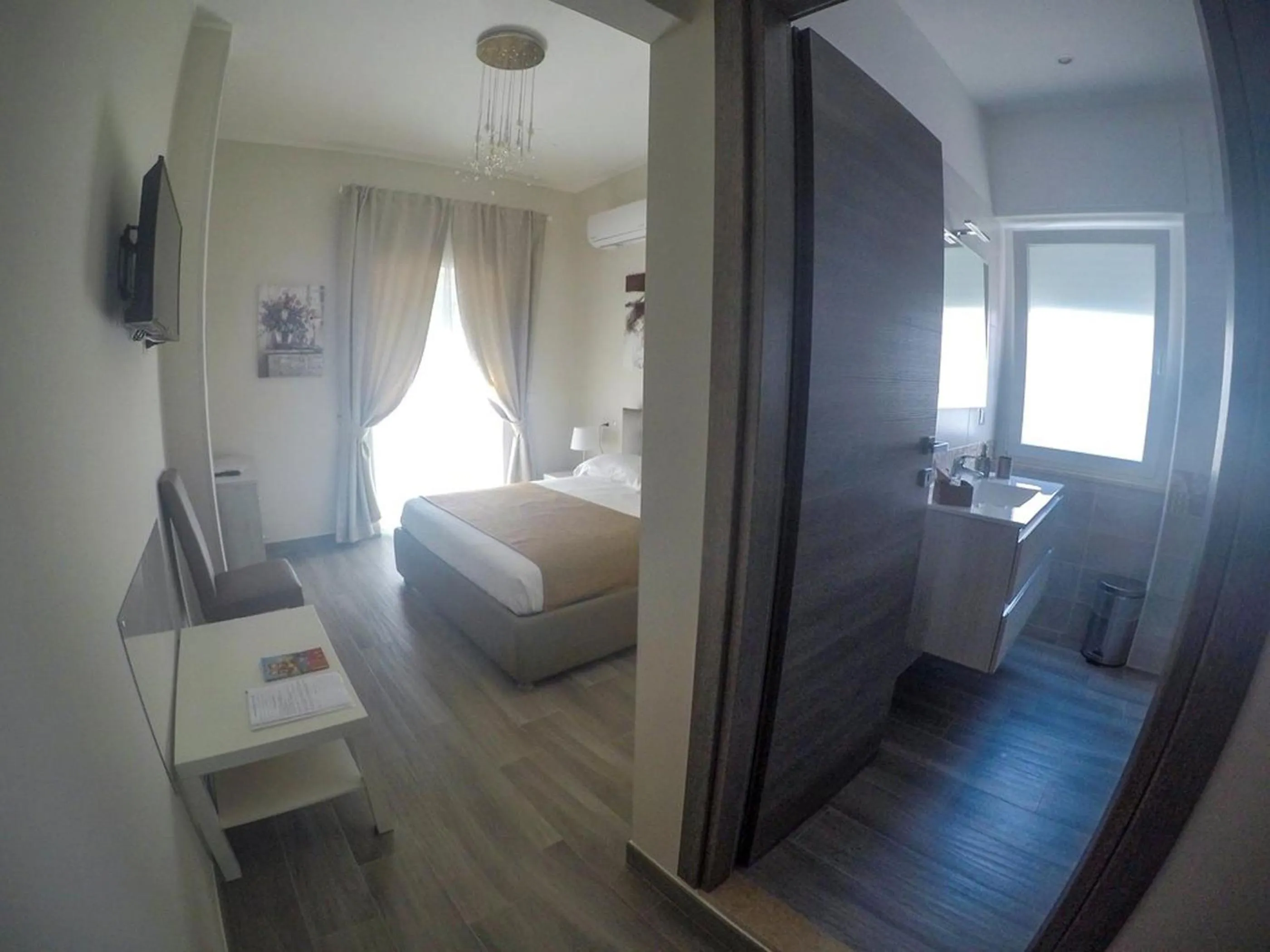 Bedroom, Bed in B&B Maison Grace