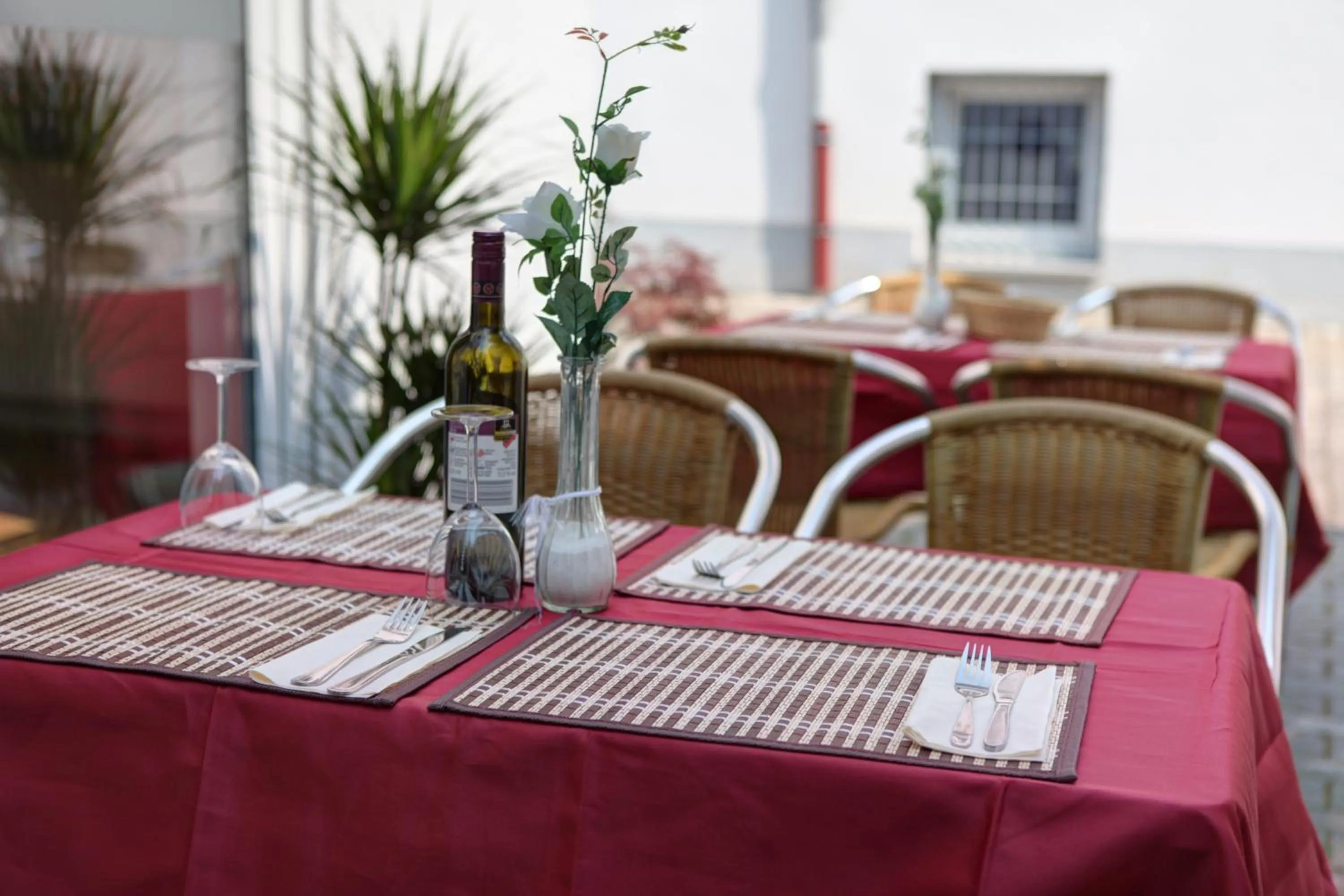 Restaurant/places to eat in Garni Hotel Rödelheimer Hof