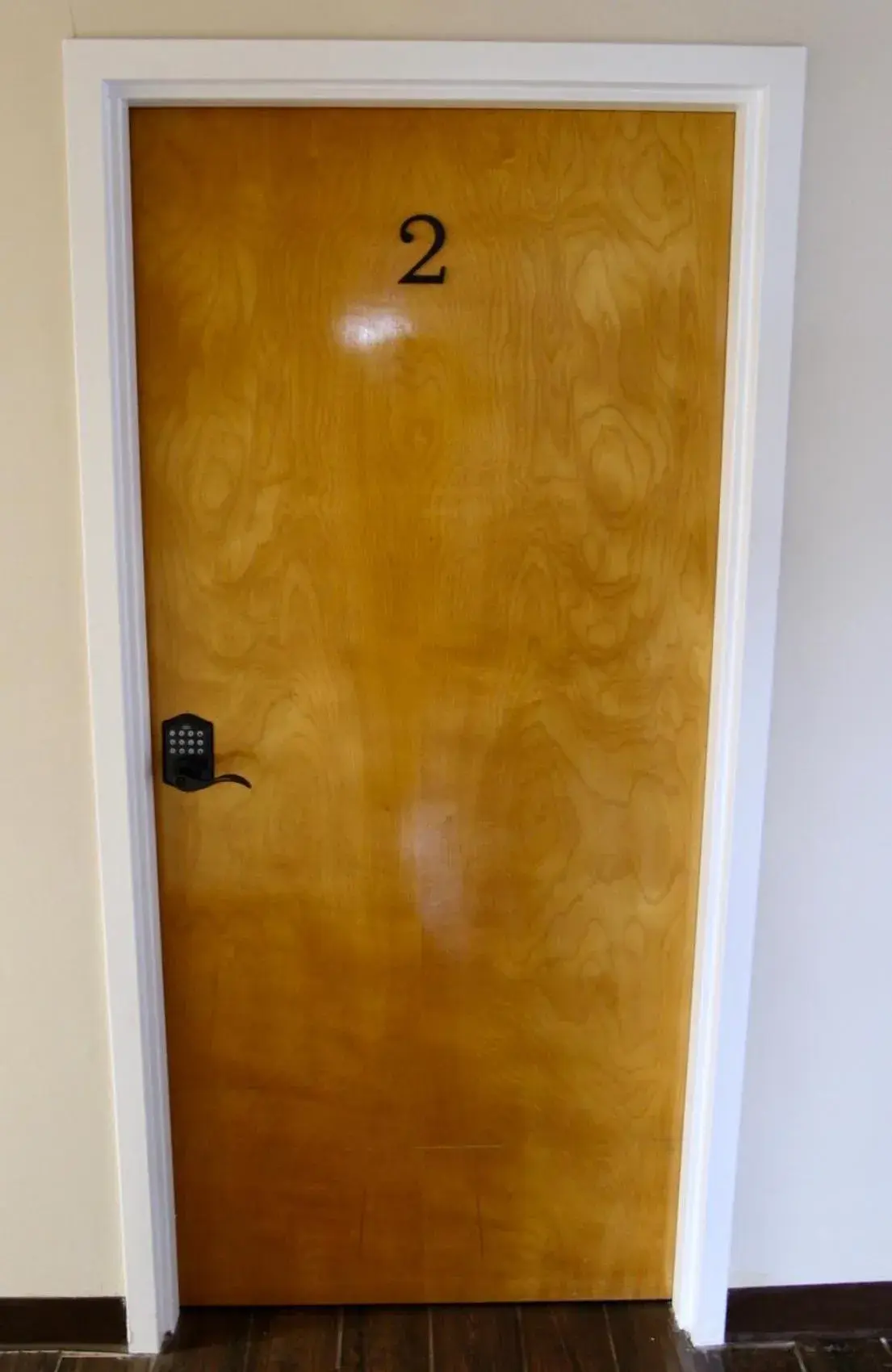 Deluxe King Suite - single occupancy in Pine Mountain Inn Deluxe King Suite - single occupancy in Pine Mountain Inn