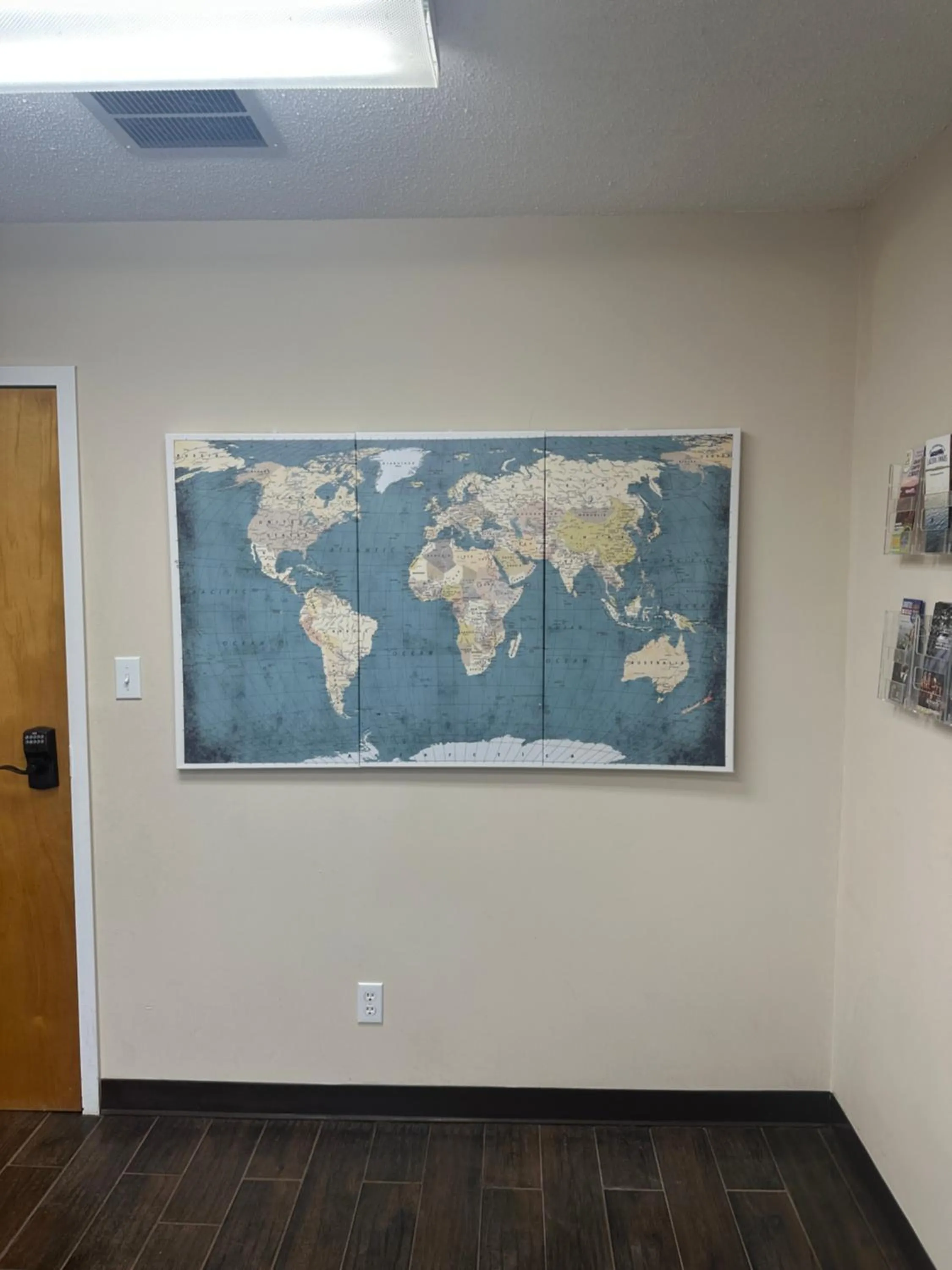 Lobby or reception in Pine Mountain Inn