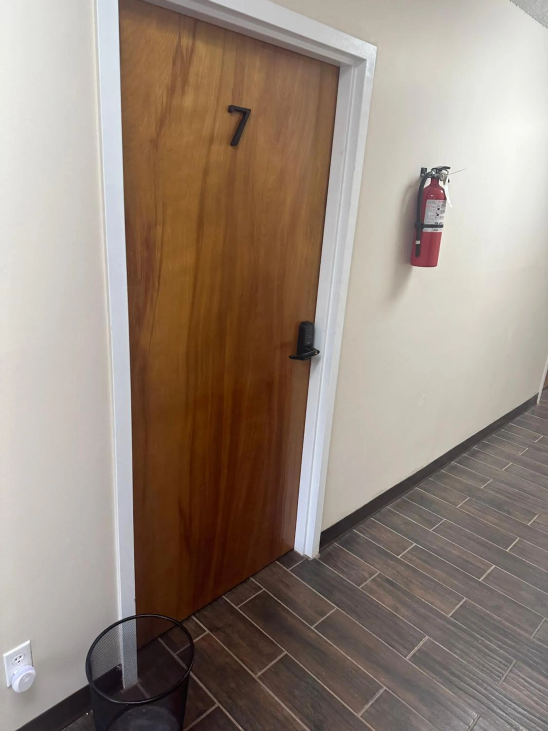 Bedroom in Pine Mountain Inn