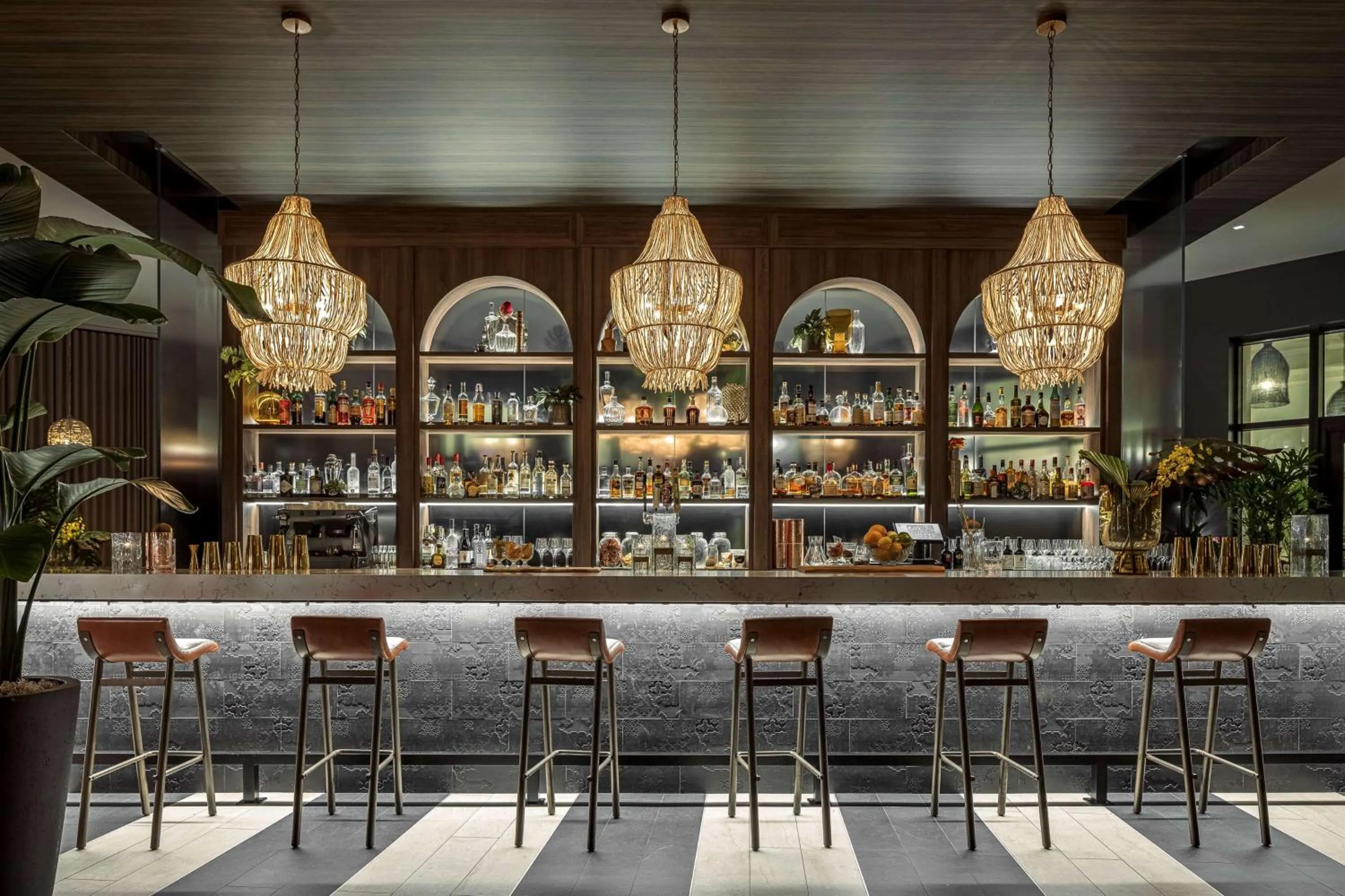 Lounge or bar in THesis Hotel Miami Coral Gables, Curio Collection by Hilton
