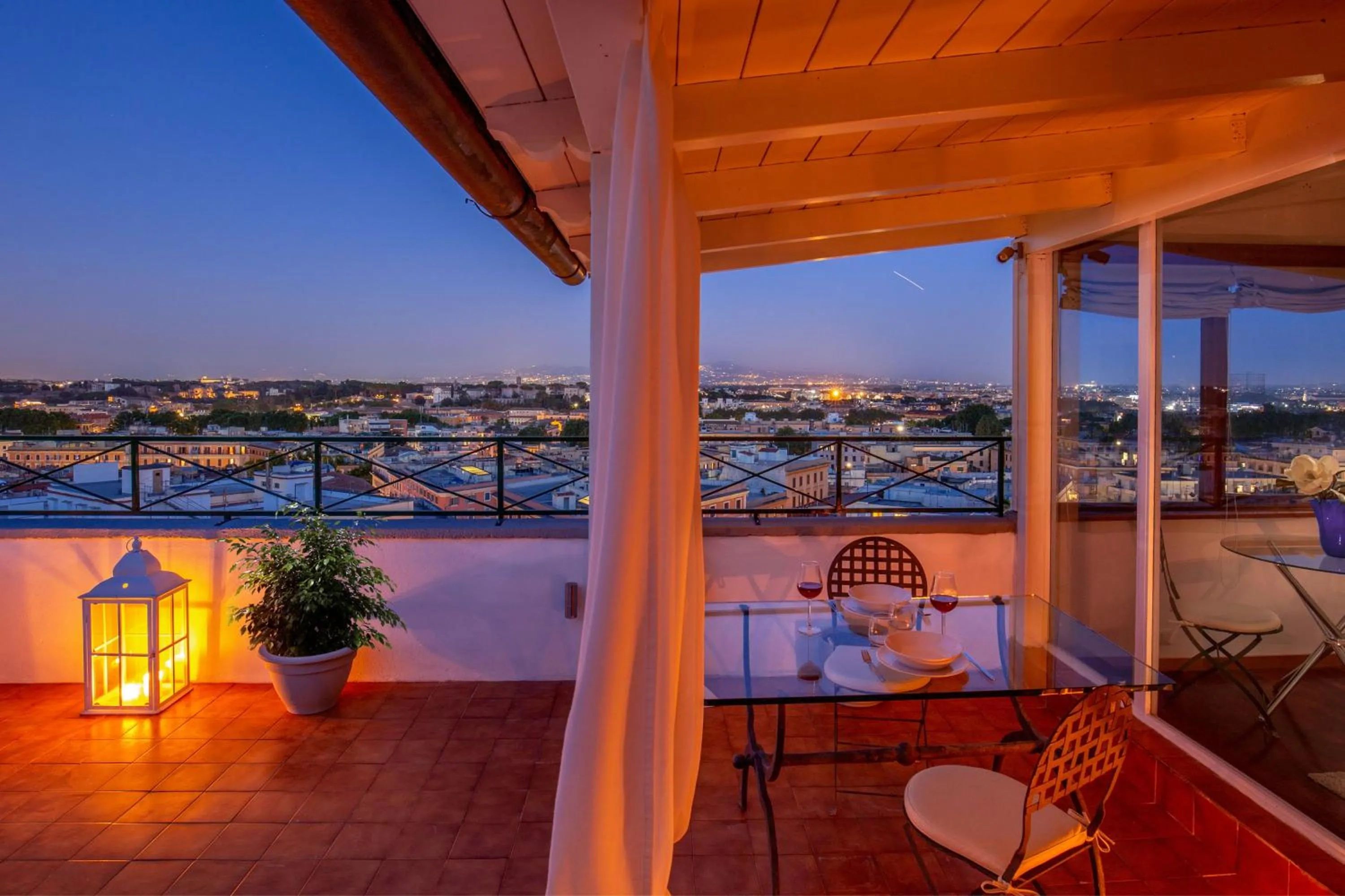 Daplace - Terenzia Apartment