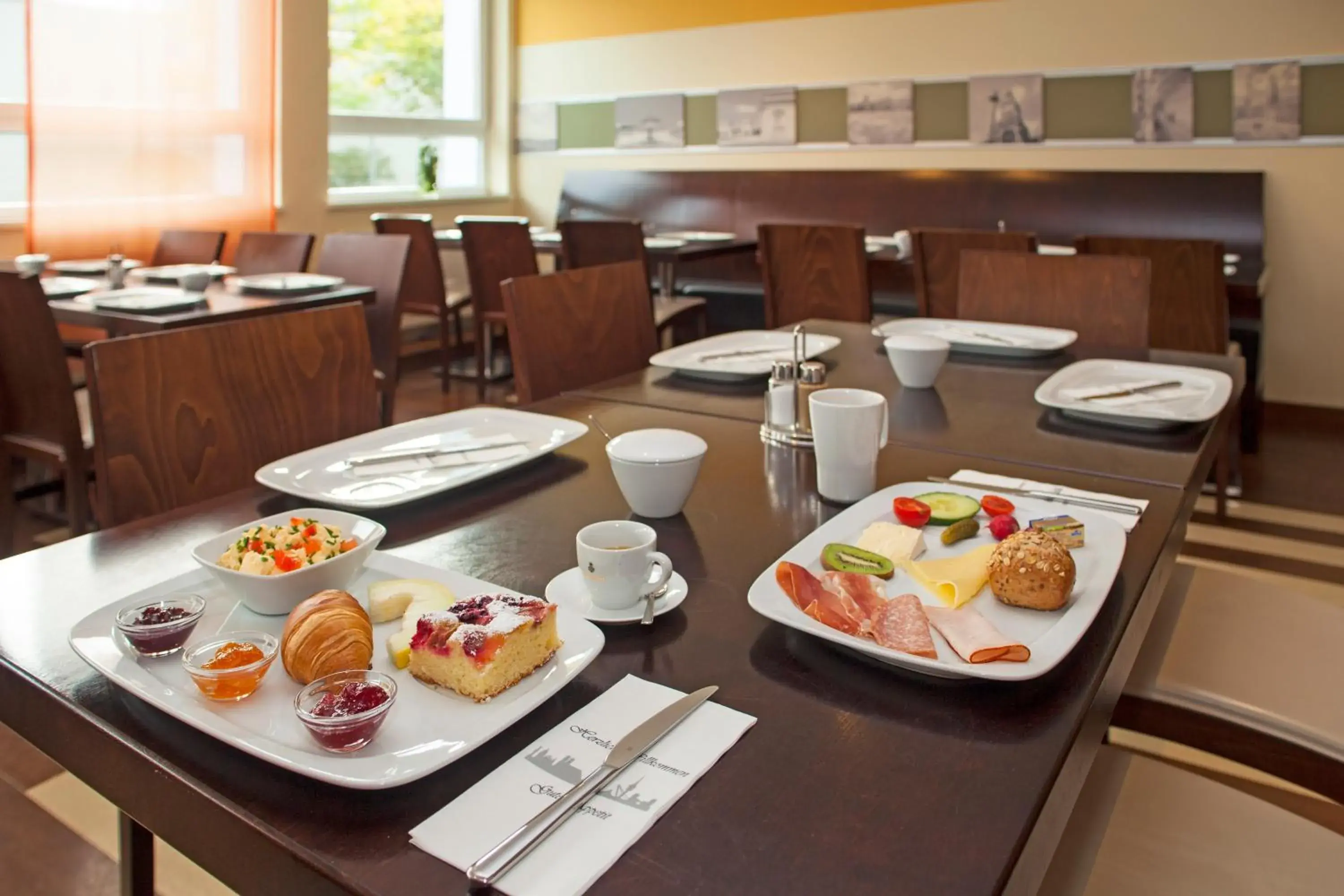 Restaurant/places to eat in Star G Hotel München Schwabing Restaurant/places to eat in Star G Hotel München Schwabing