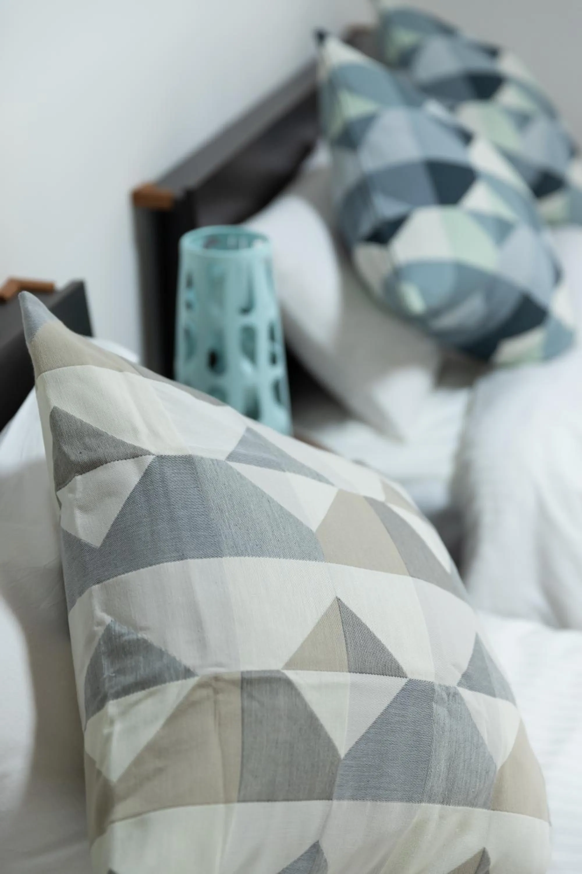 Bed in NAGAHORI HAIRU DOTONBORI CONDO