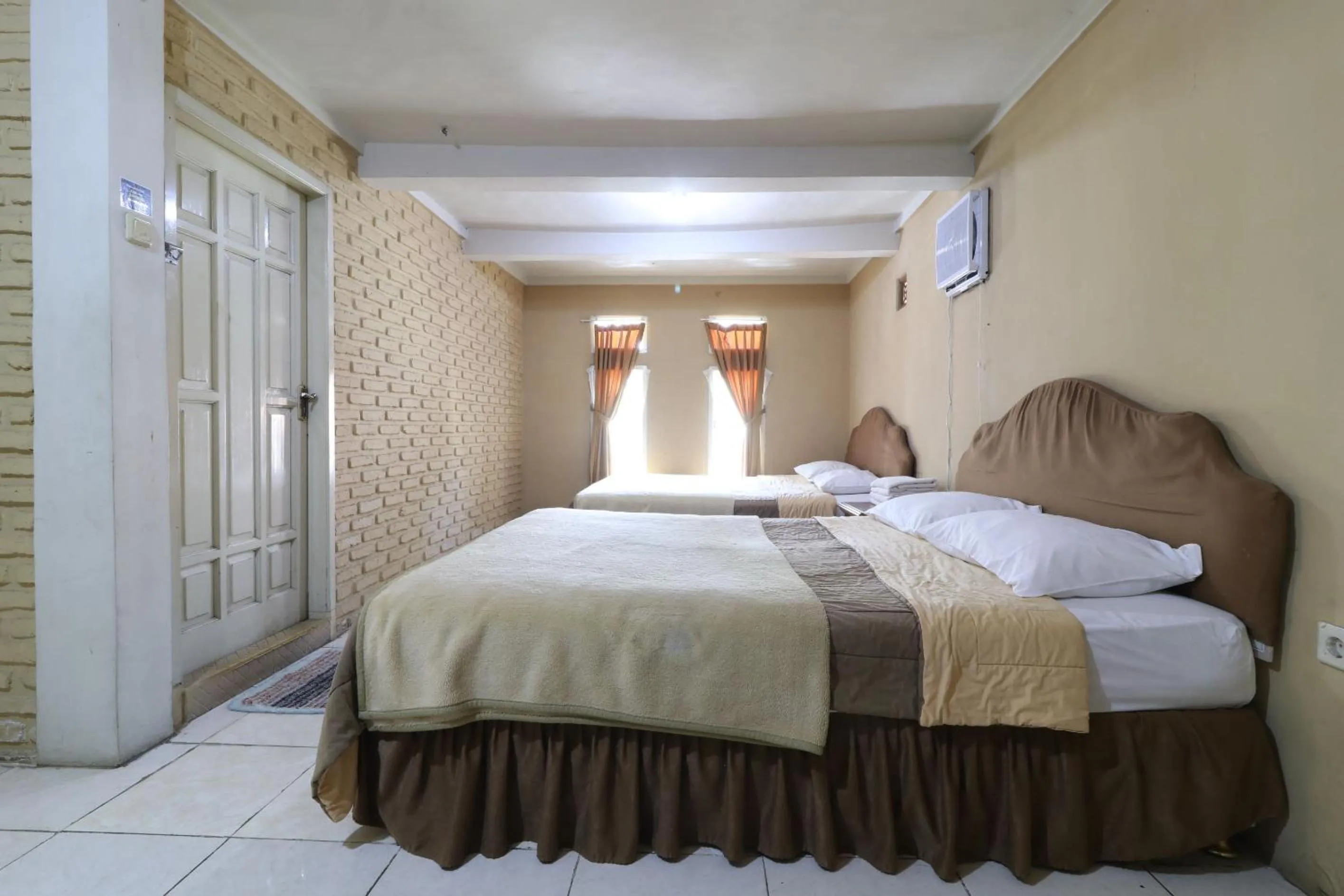 Photo of the whole room, Bed in Kampung Pa'go Resort Hotel