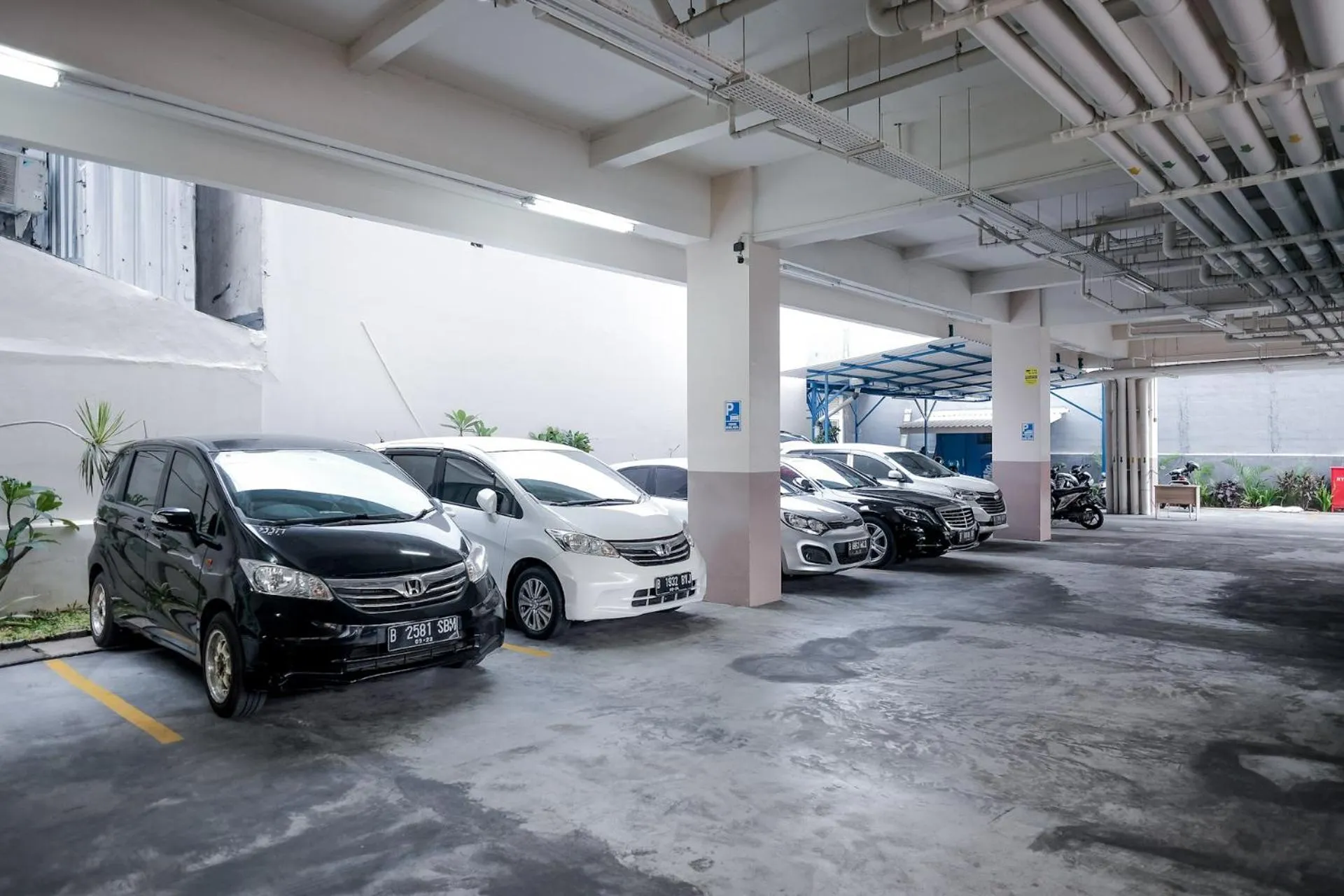 Property building in Sans Hotel Puri Indah Jakarta