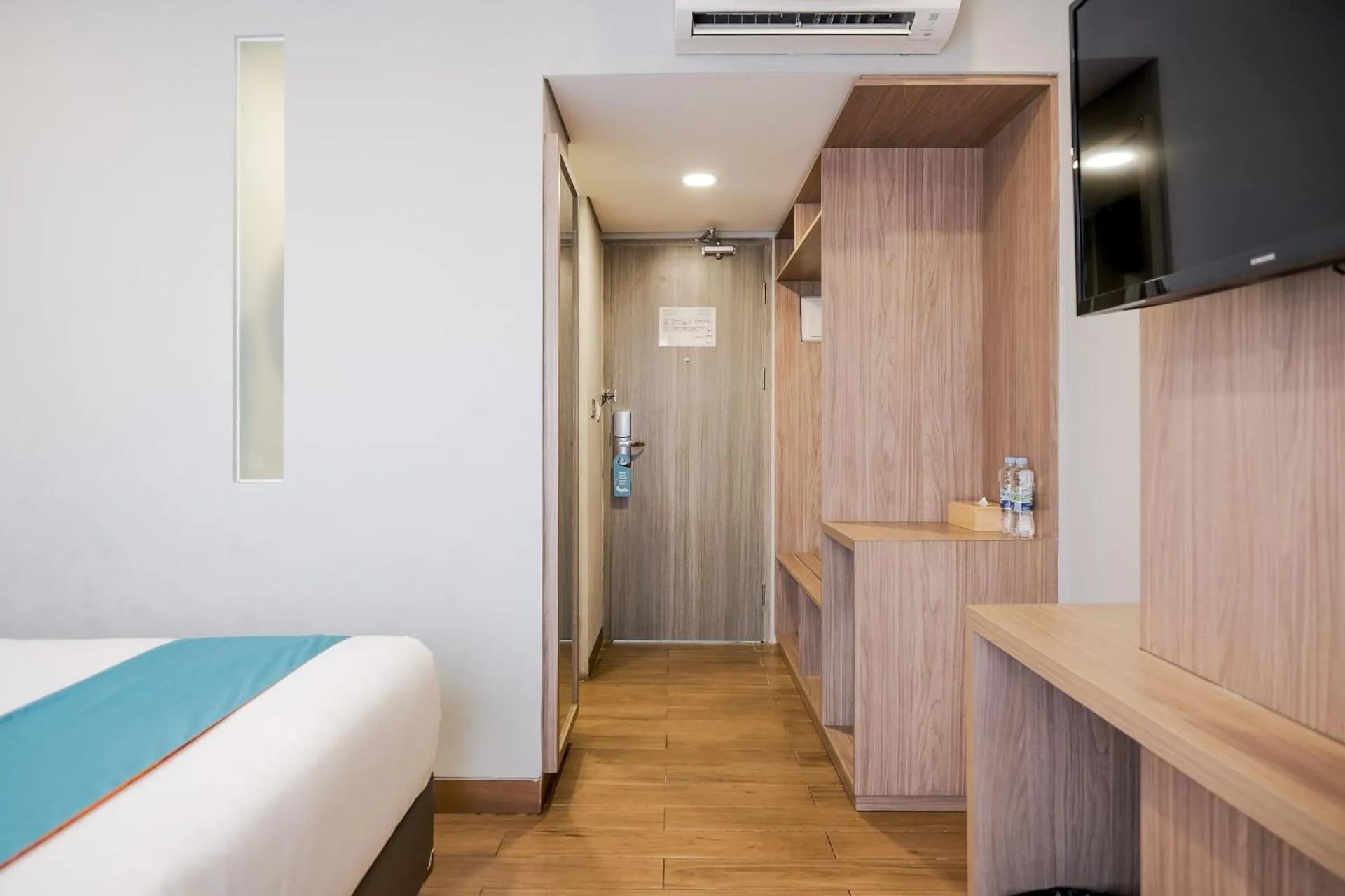 Bedroom, Bed in Sans Hotel Puri Indah Jakarta