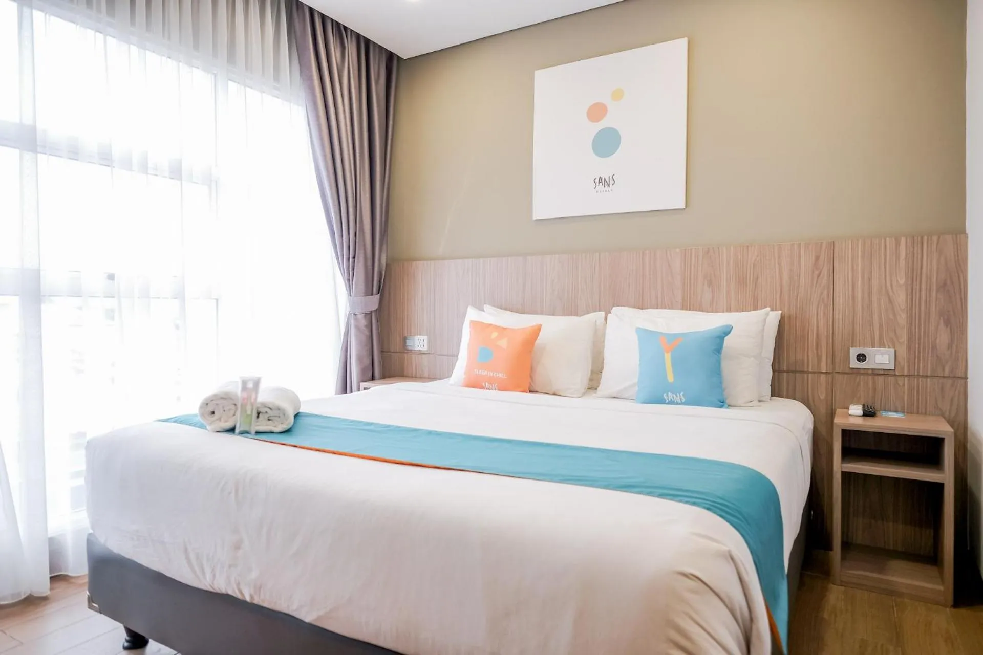 Bedroom, Bed in Sans Hotel Puri Indah Jakarta