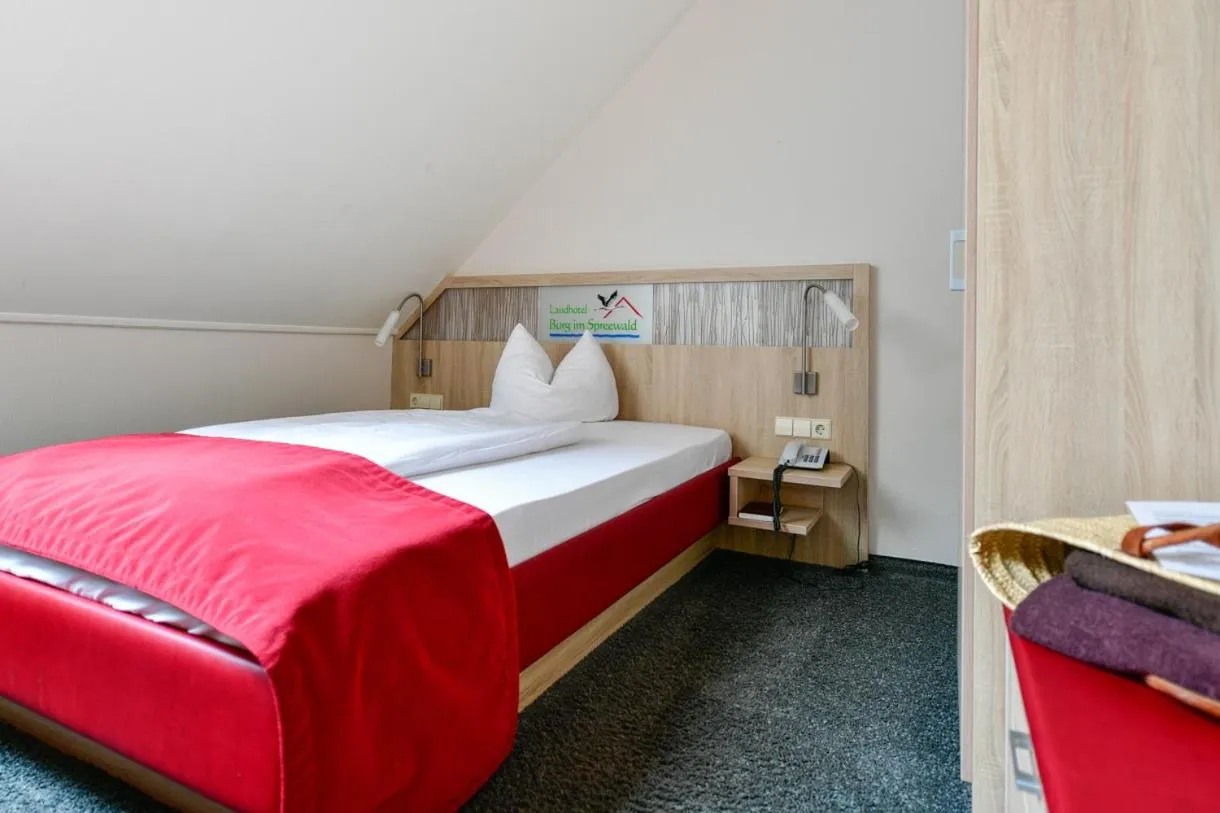 Photo of the whole room, Bed in Landhotel Burg im Spreewald - Resort & Spa