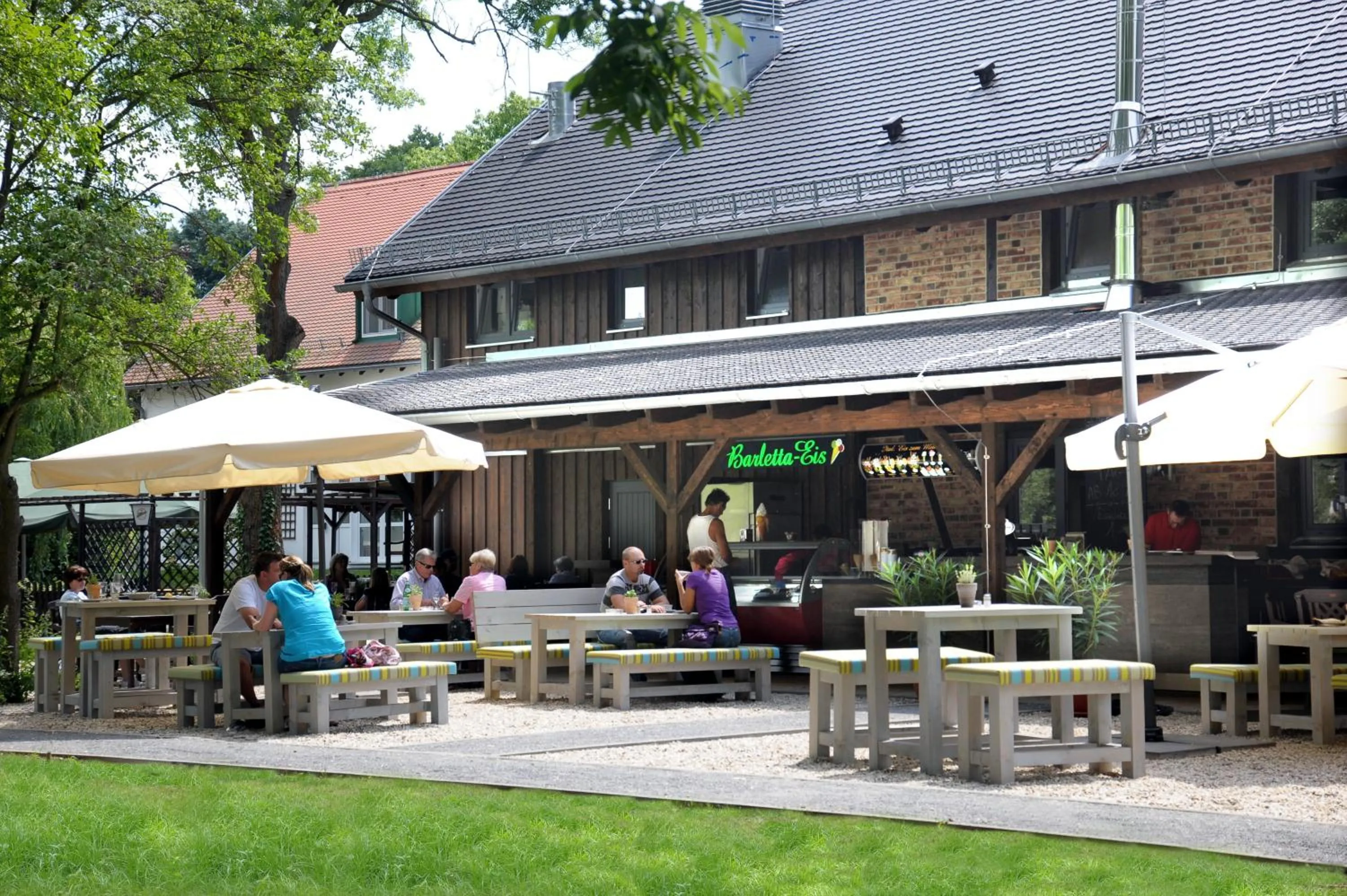 Lounge or bar in Landhotel Burg im Spreewald - Resort & Spa