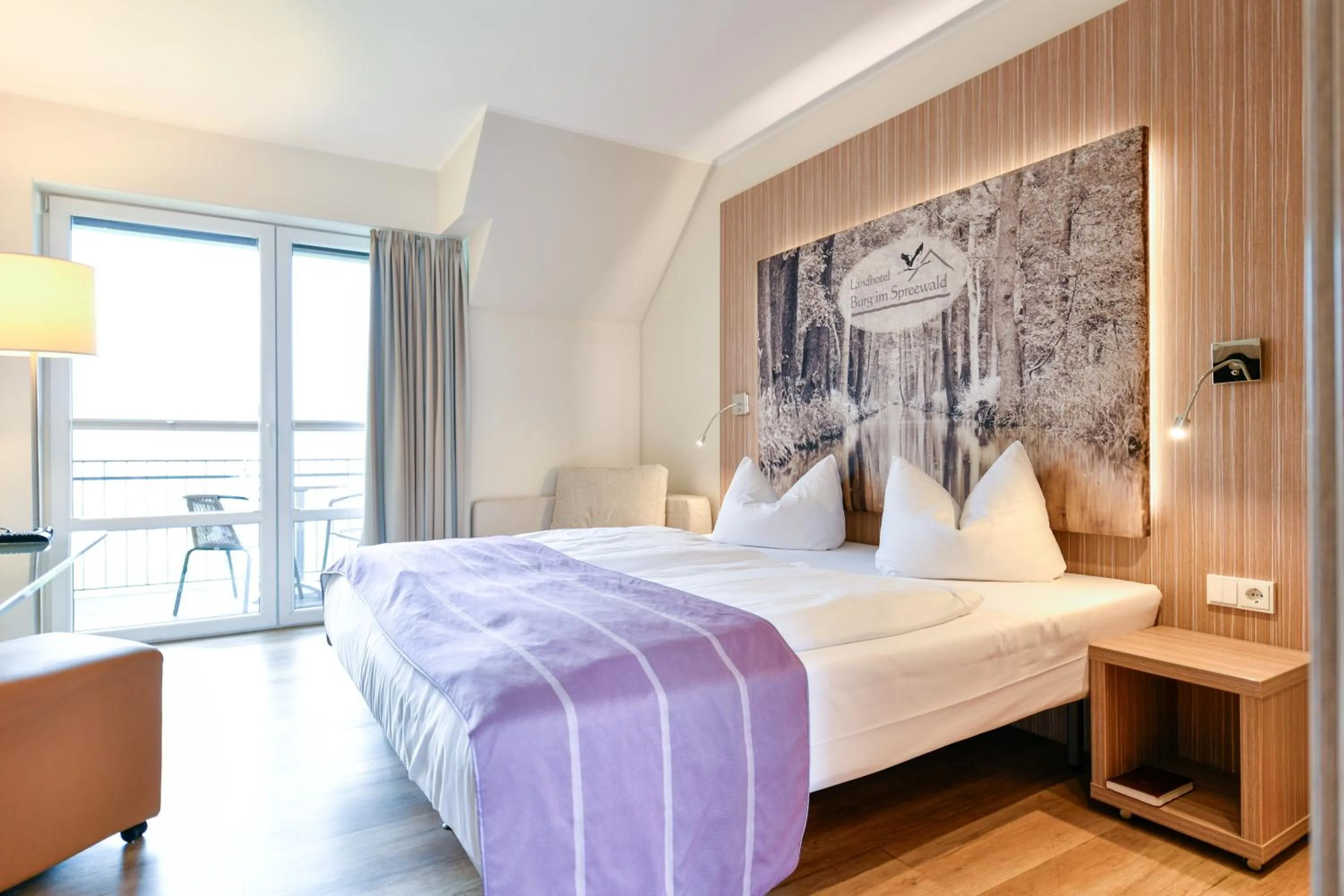 Photo of the whole room, Bed in Landhotel Burg im Spreewald - Resort & Spa