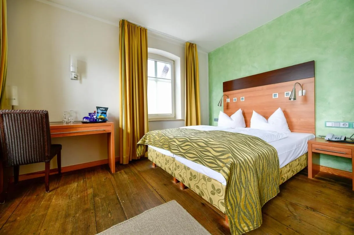 Photo of the whole room, Bed in Landhotel Burg im Spreewald - Resort & Spa