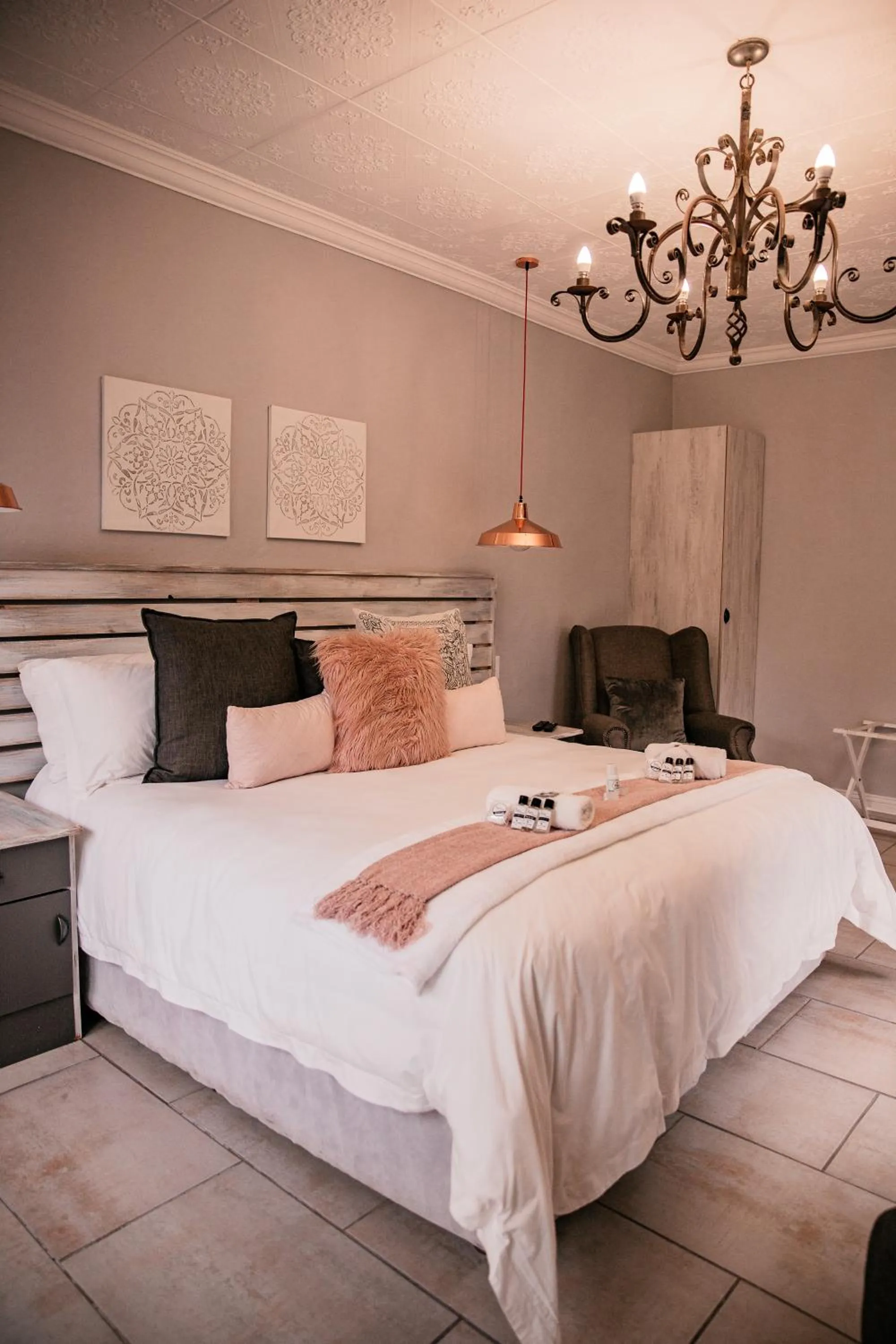 Bed in The Perfect Corner Guesthouse