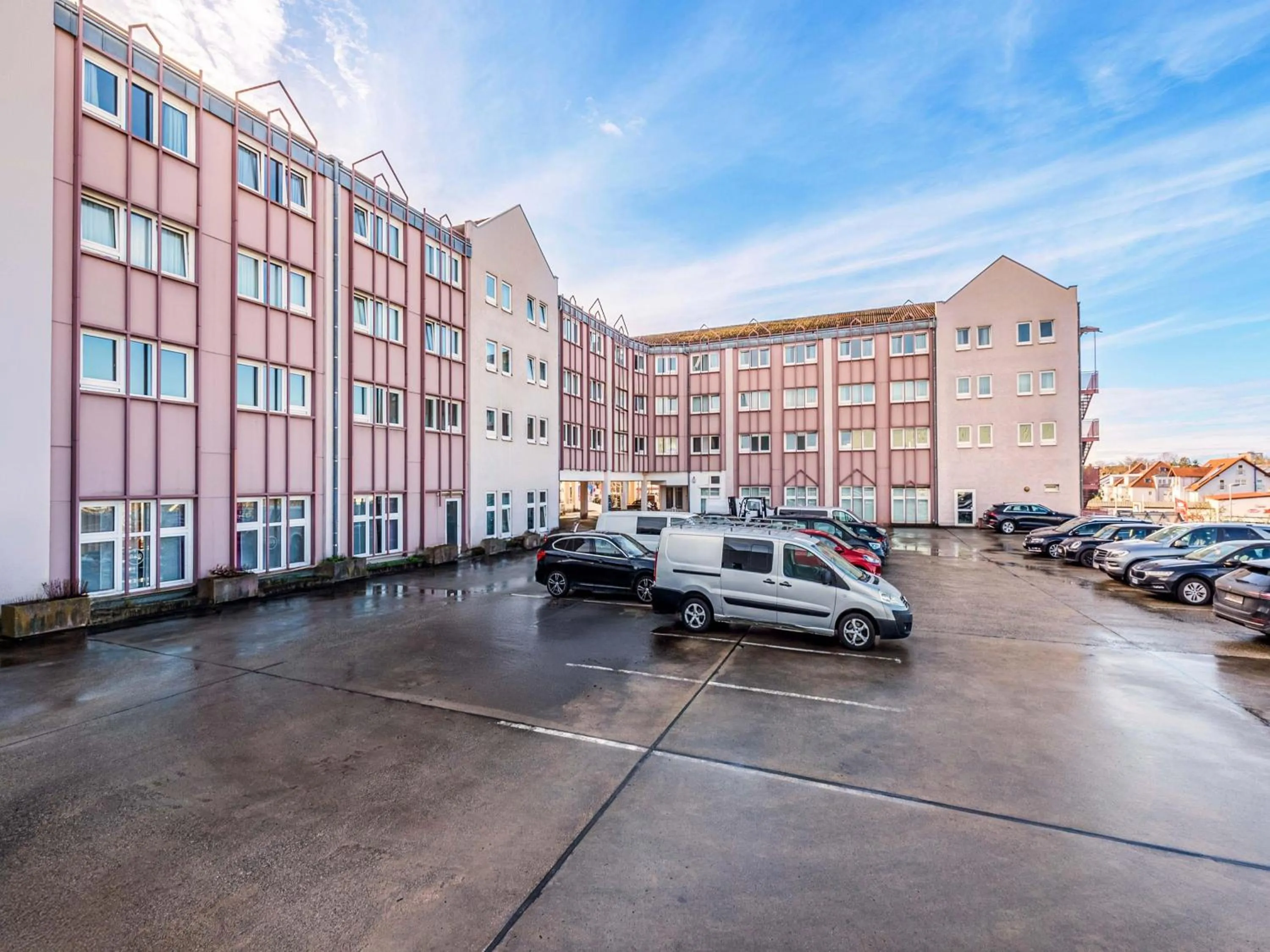 Property building in B&B HOTEL Rastatt