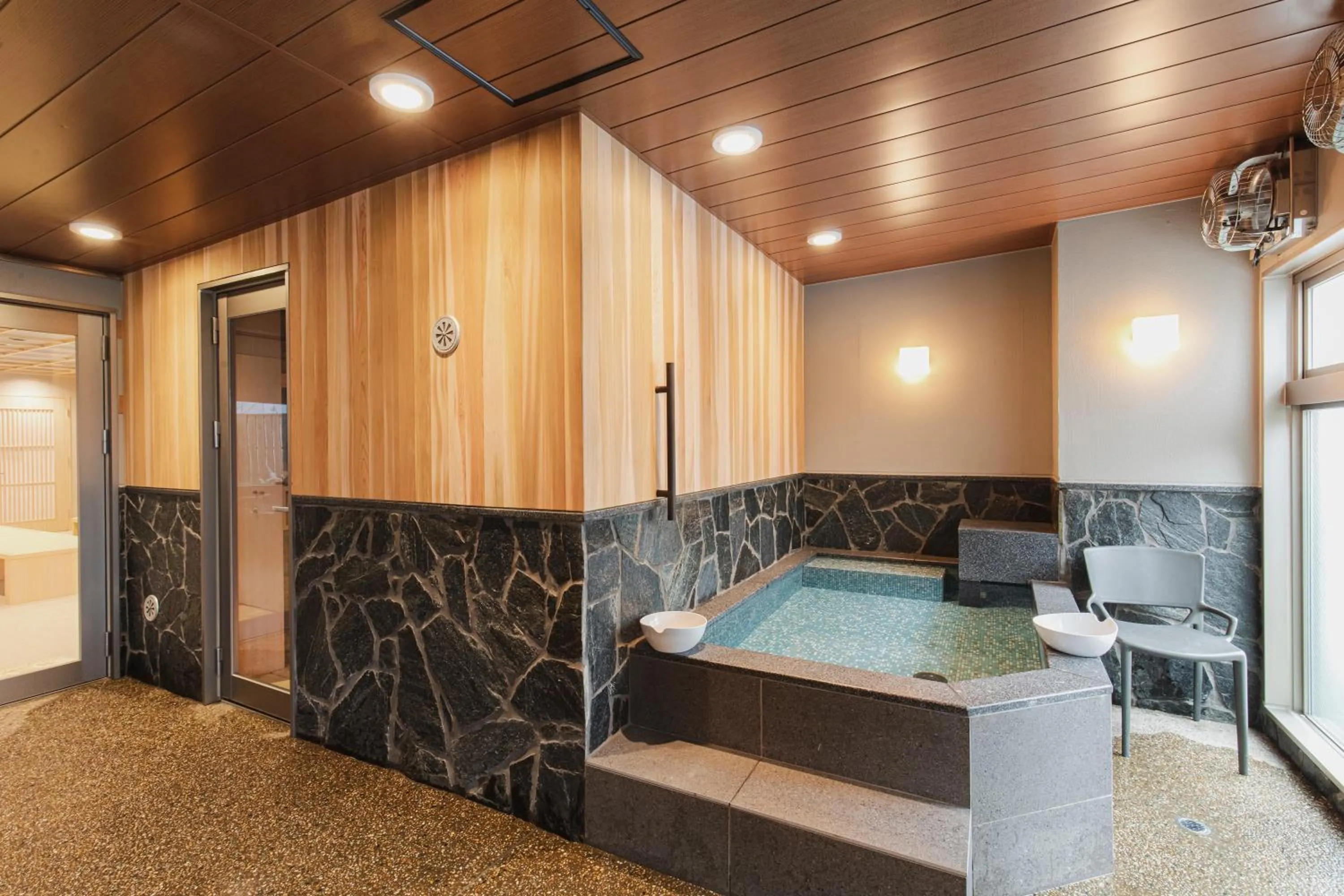 Hot Spring Bath in Hotel Arthur KITAHAMA BASE