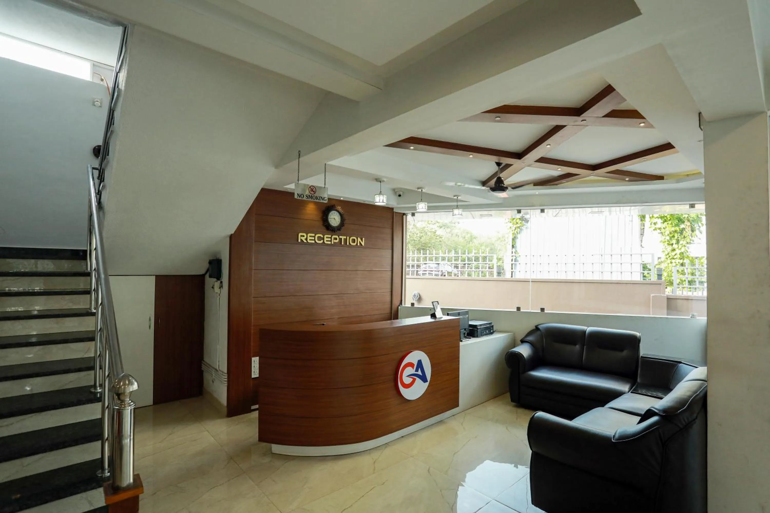 Lobby or reception in Gateway Airport Hotel