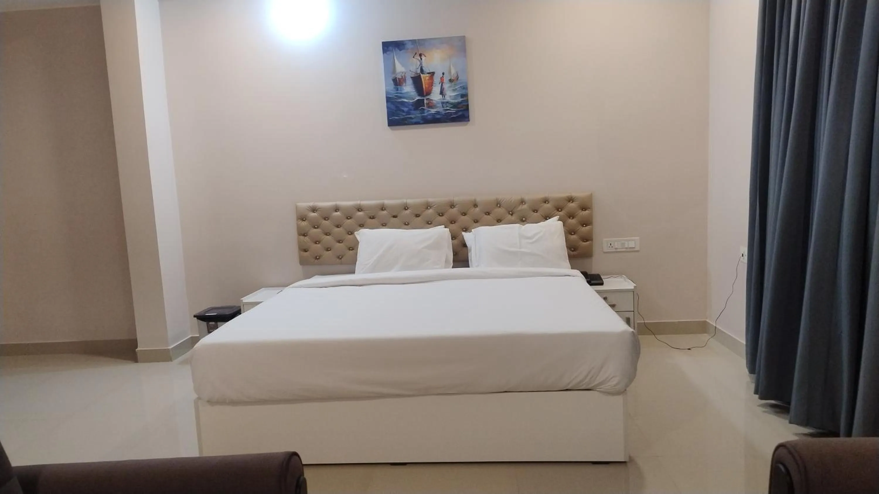 Bed in Gateway Airport Hotel