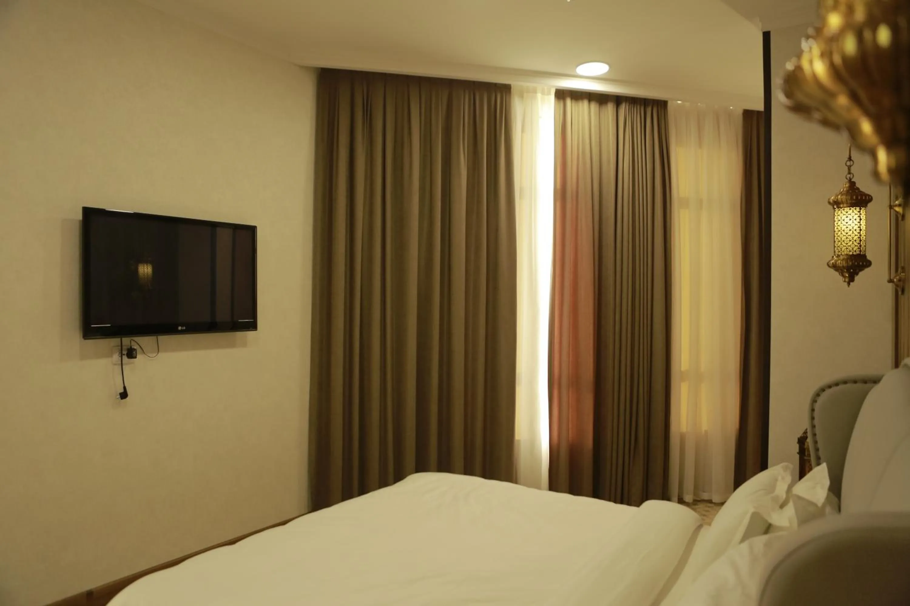 Bed in Jannat Regency Jalal-Abad