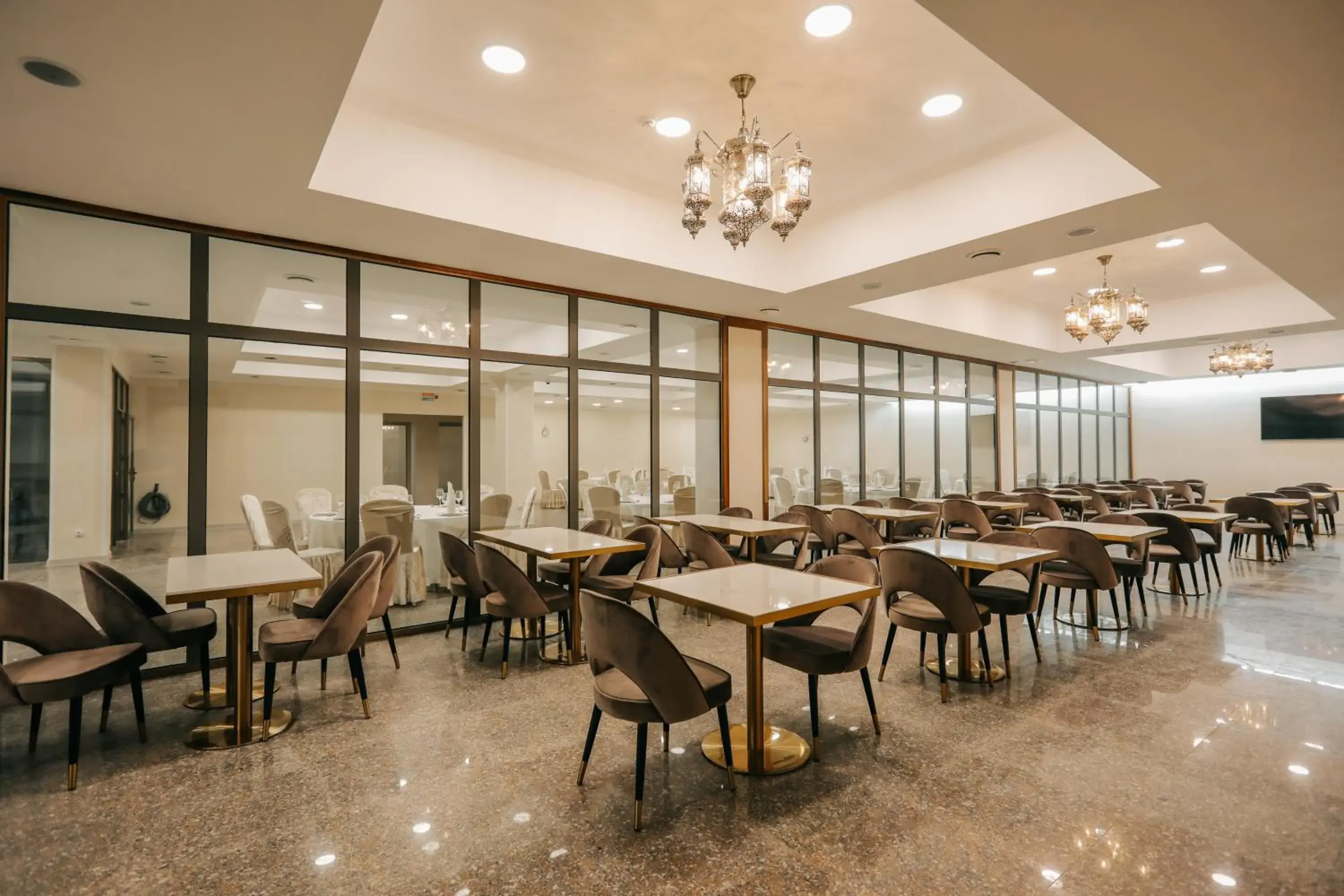 Restaurant/places to eat in Jannat Regency Jalal-Abad Restaurant/places to eat in Jannat Regency Jalal-Abad