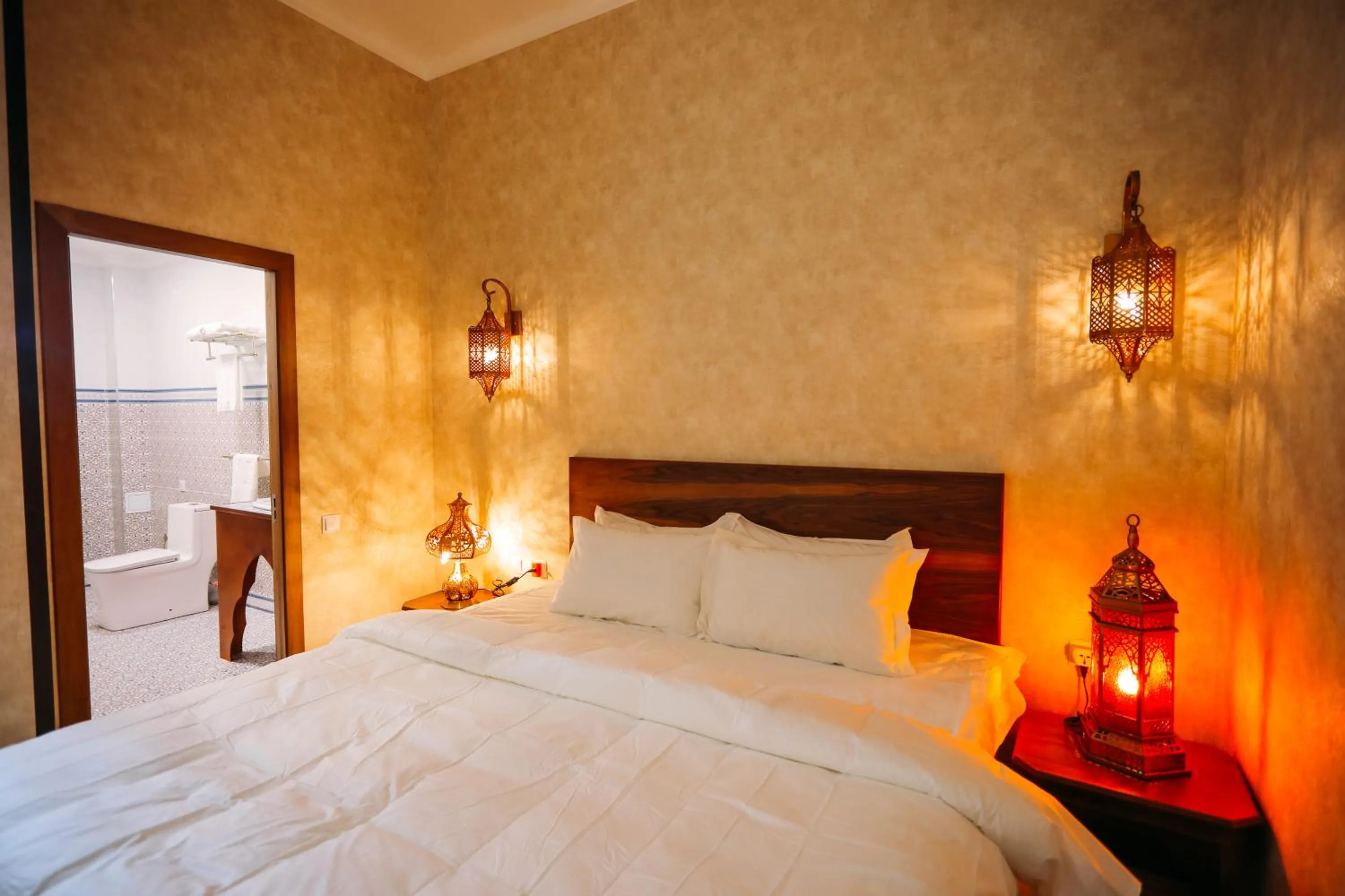 Bed in Jannat Regency Jalal-Abad