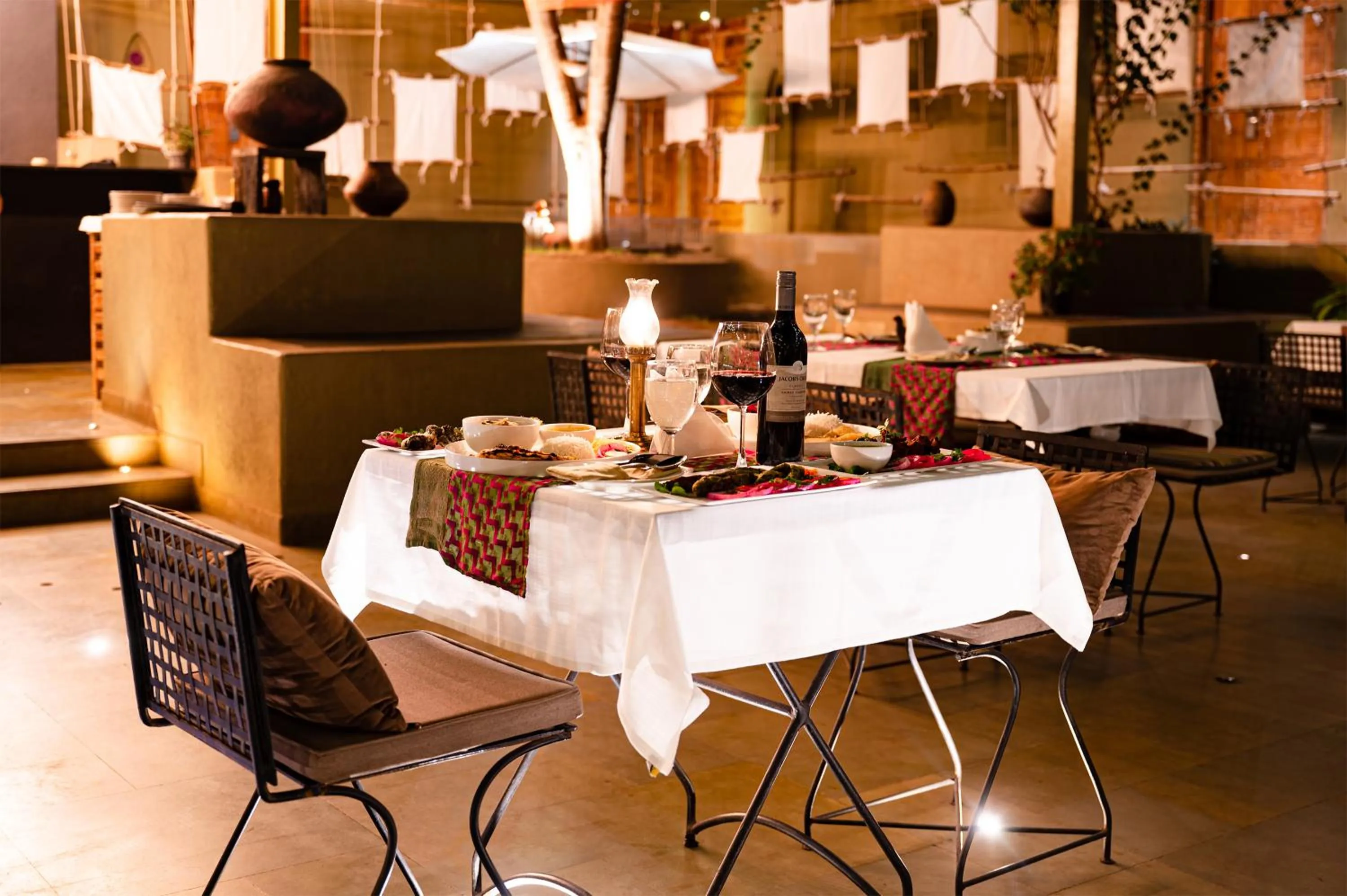 Restaurant/places to eat in 3102bce - A Vedic Resort