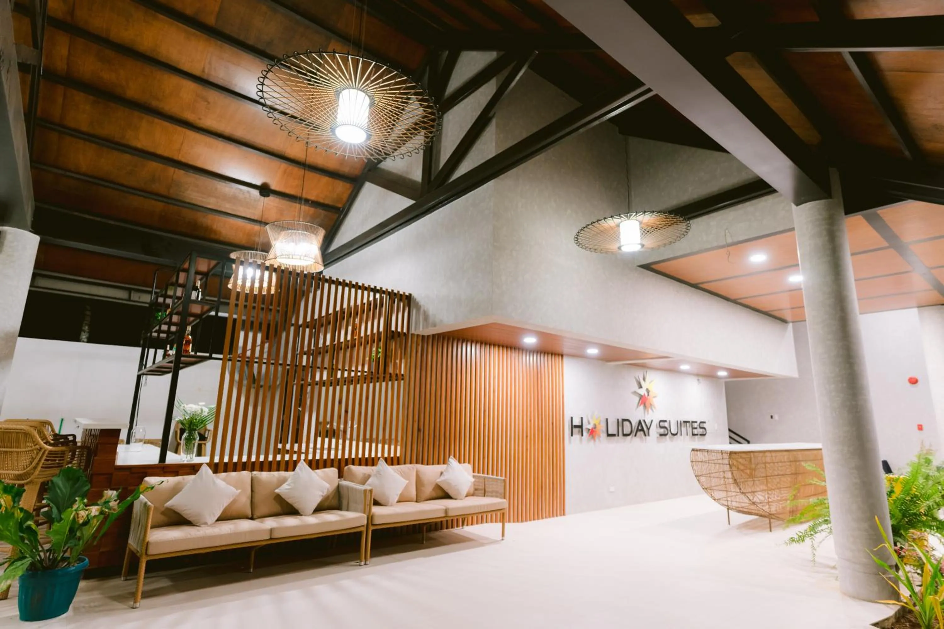 Holiday Suites Port Barton