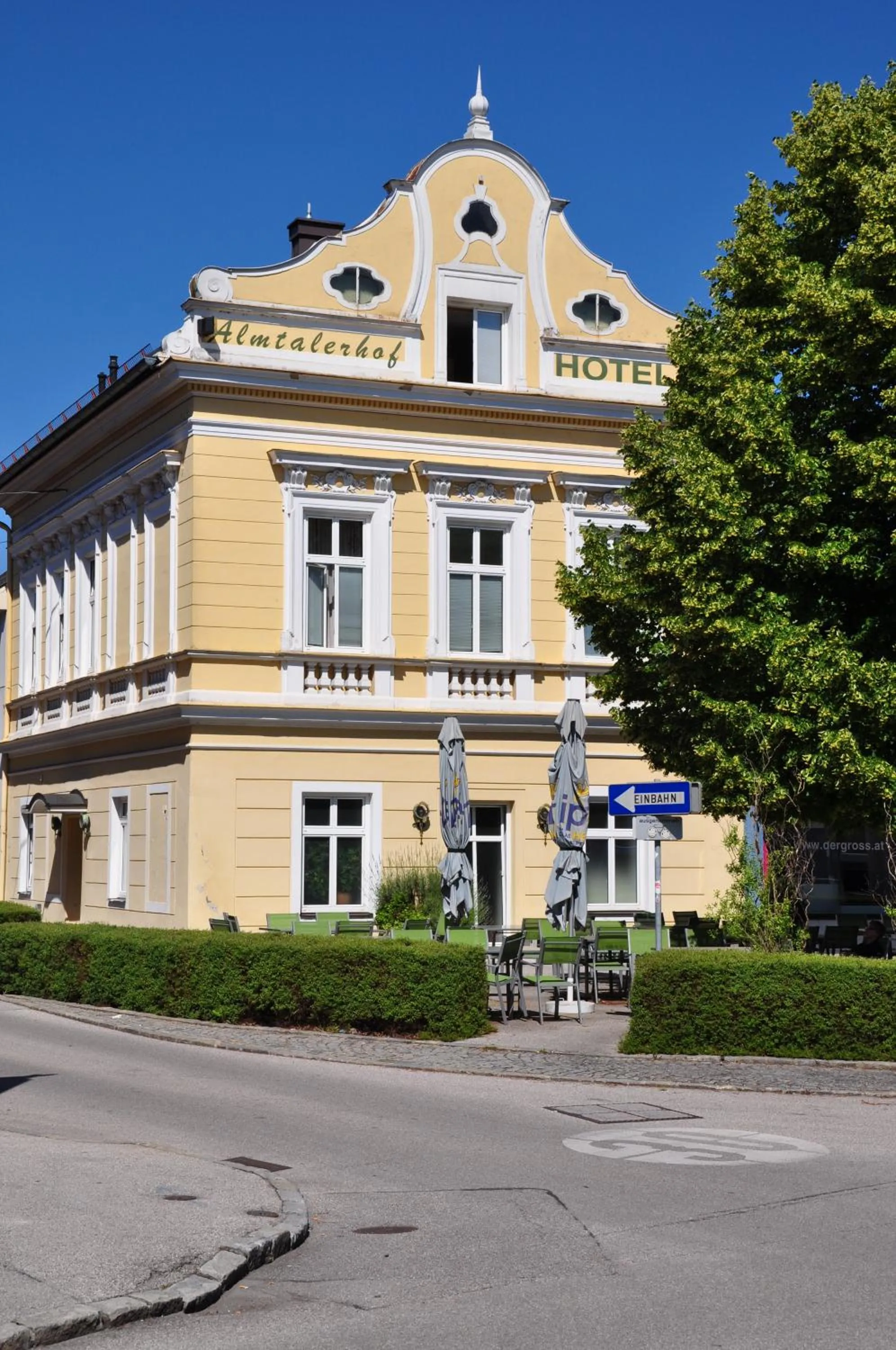 Facade/entrance in Hotel Almtalerhof