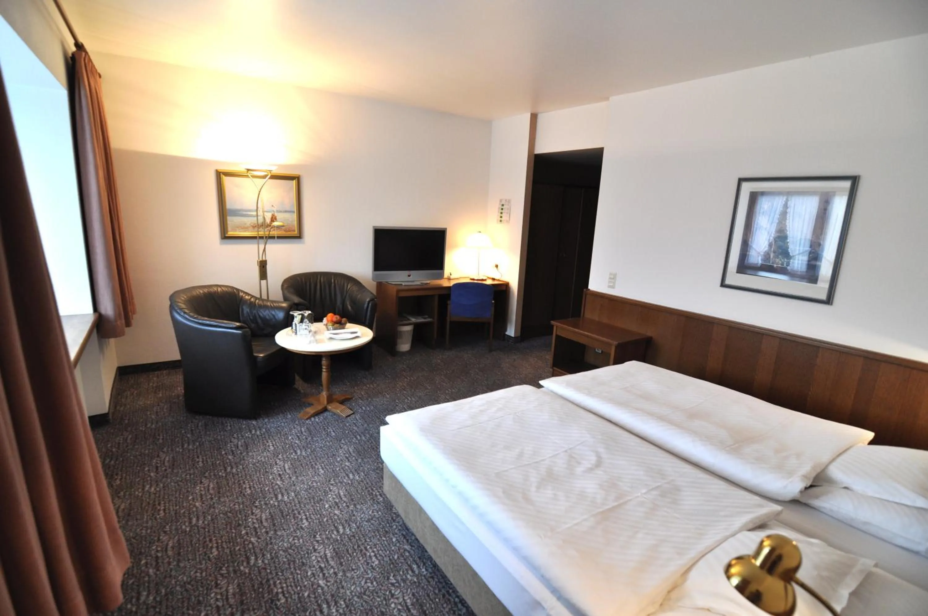 Photo of the whole room, Bed in Jägerhof