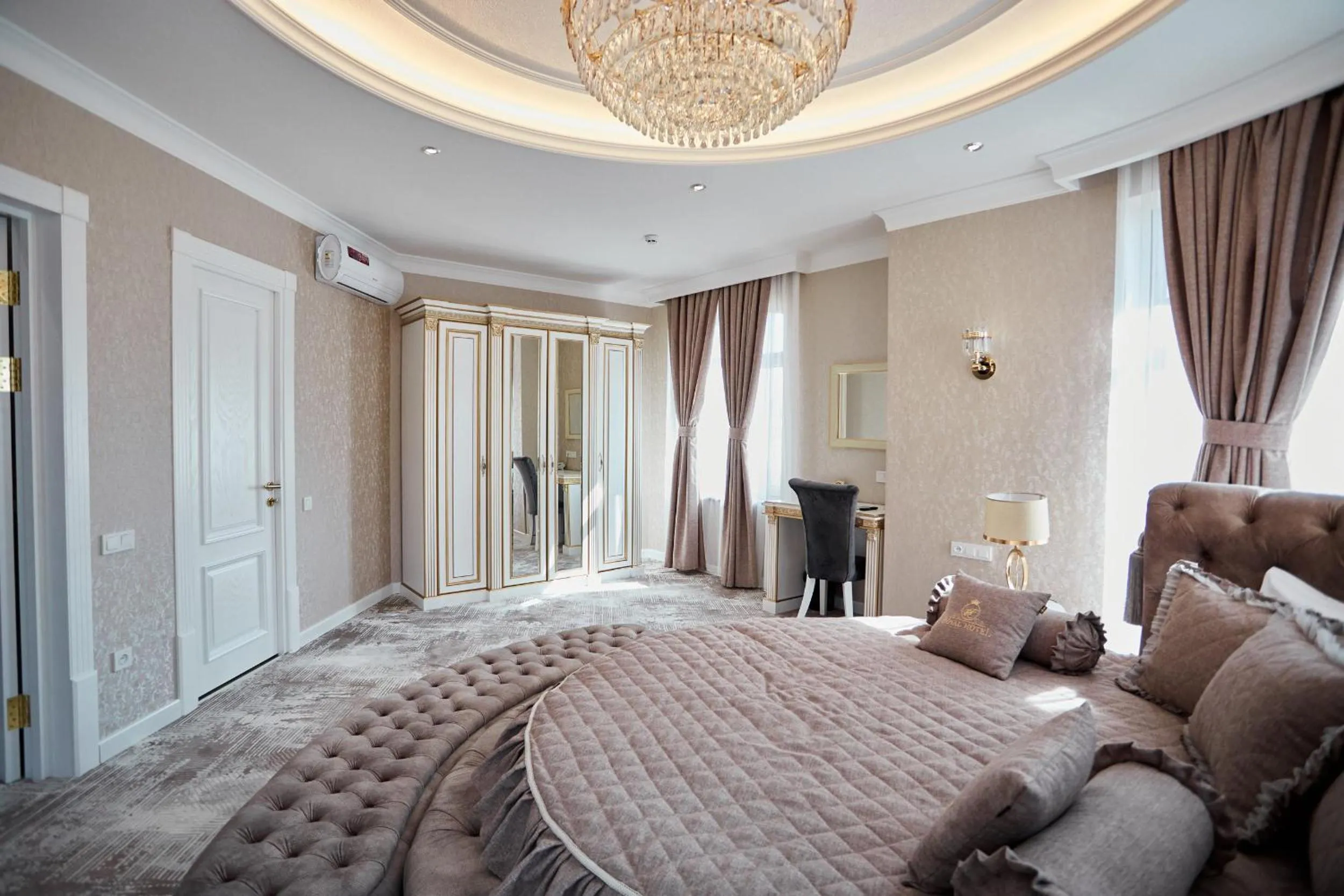 Photo of the whole room in Royal Hotel Samarkand